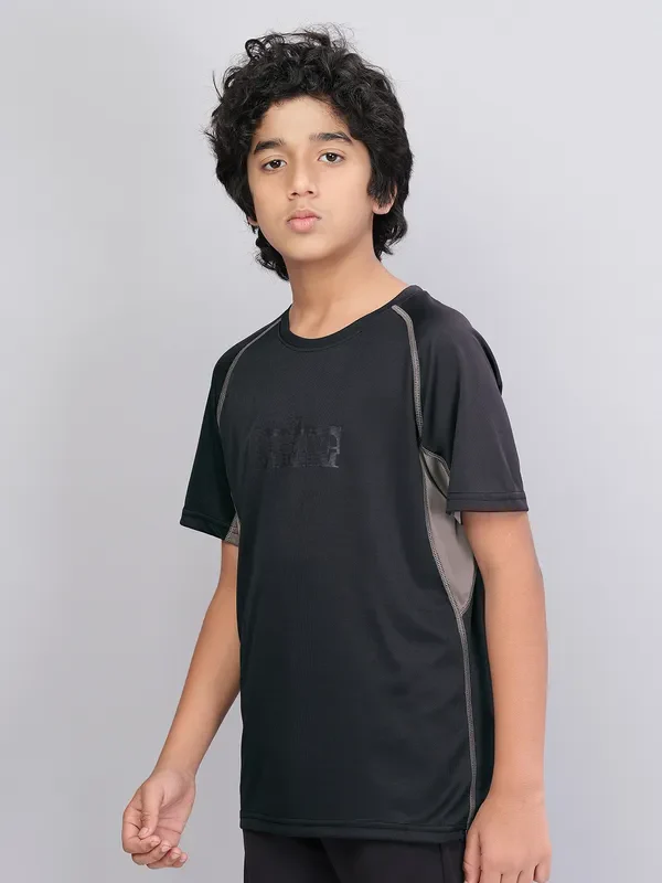 Boys Printed Slim Fit Crew Neck T-shirt with TECHNO COOL+ - Image 6