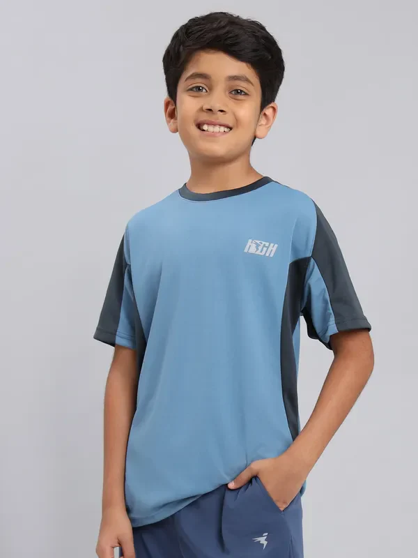 Boys Colorblock Slim Fit Crew Neck T-shirt with TECHNO COOL+ - Image 10