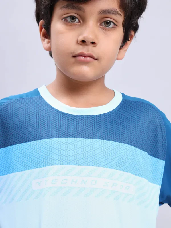 Boys Printed Slim Fit Crew Neck T-shirt with TECHNOLITE - Image 5
