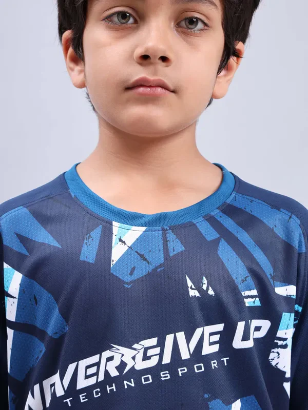 Boys Printed Slim Fit Crew Neck T-shirt with TECHNOLITE - Image 5