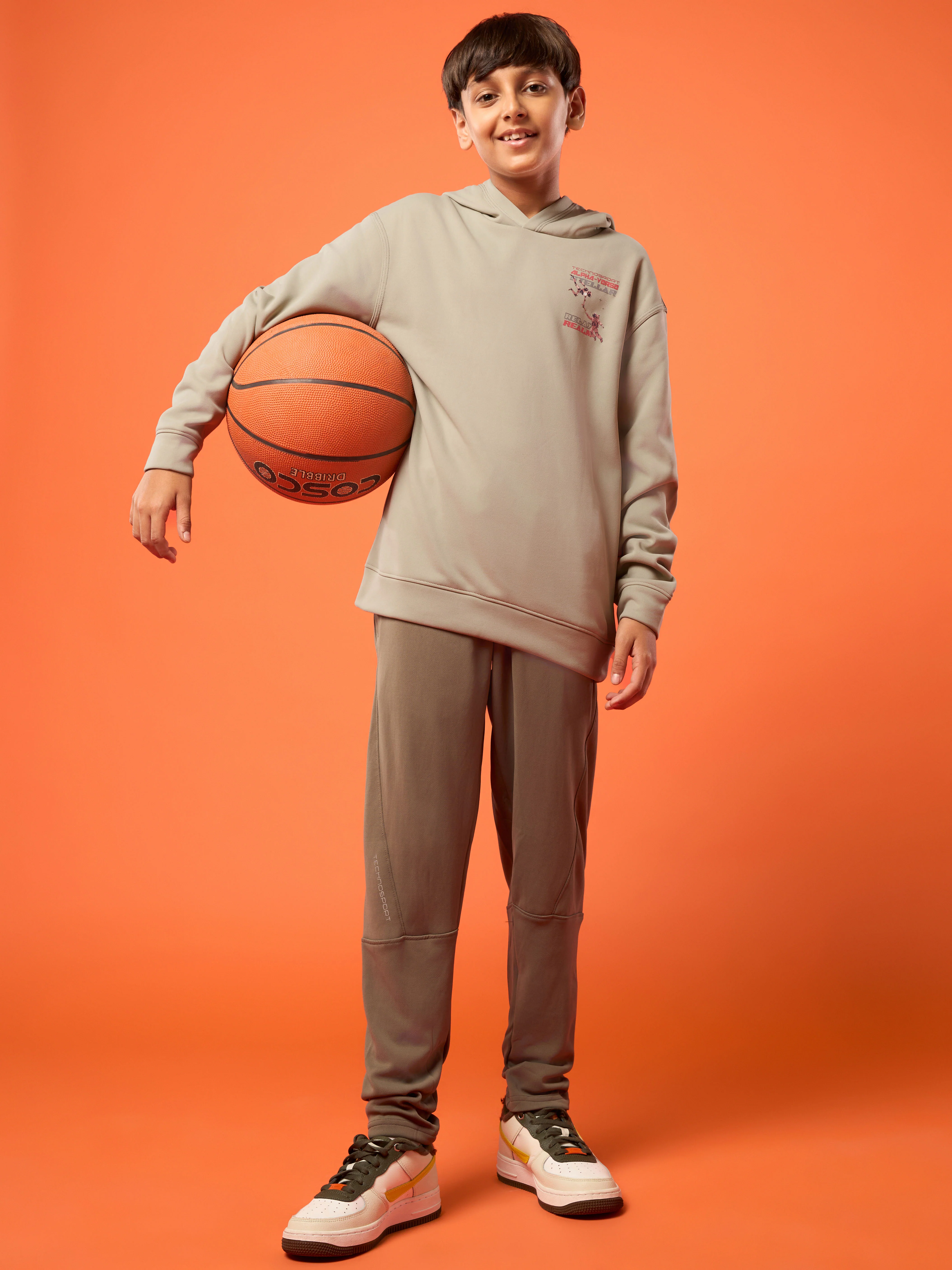 Boys Back Printed Slim Fit Hooded Sports Sweatshirt with TECHNO WARM+ - Image 5