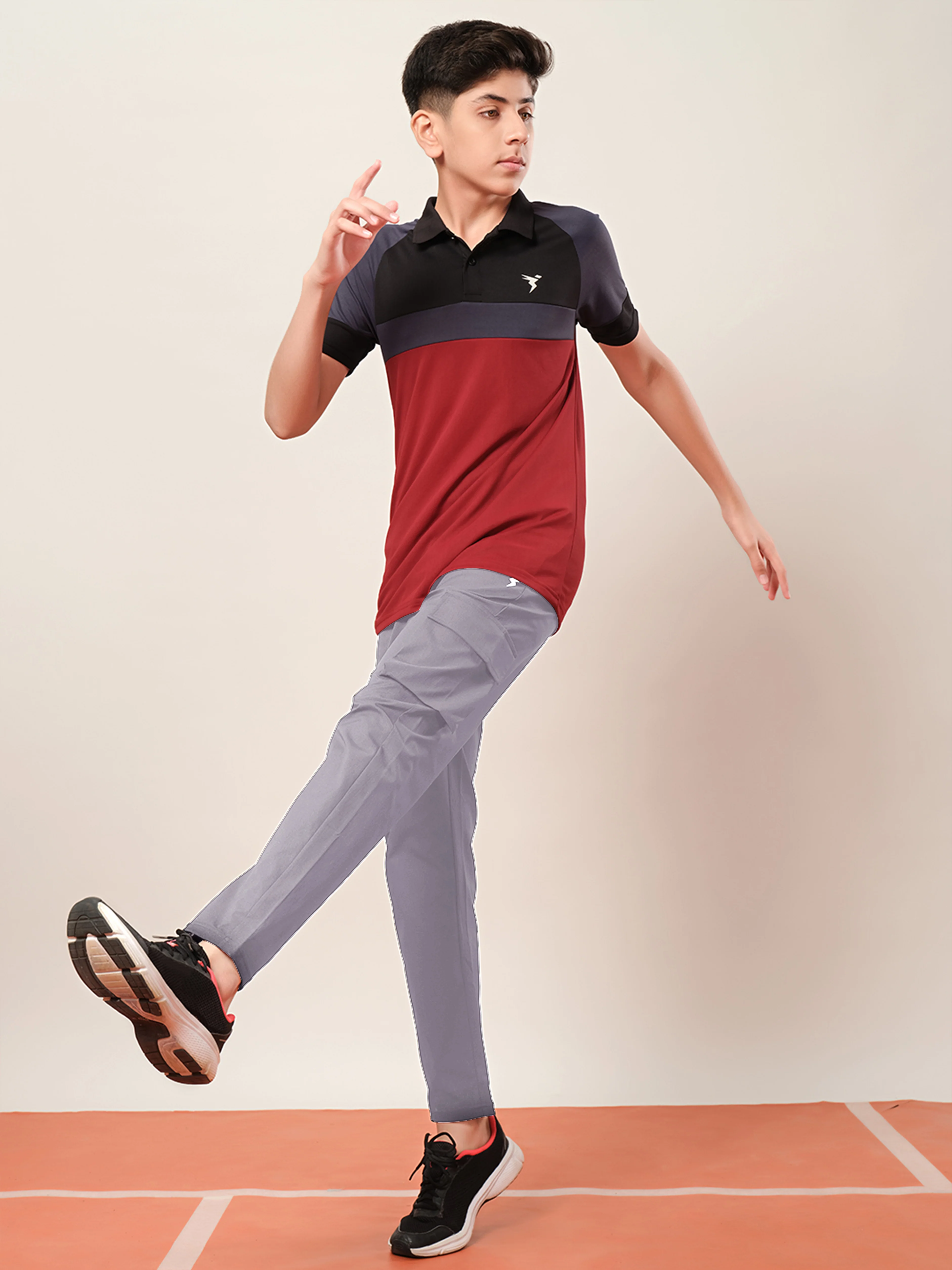 Boys Solid Regular Fit Cargo Trackpants with TS FLEXI - Image 4
