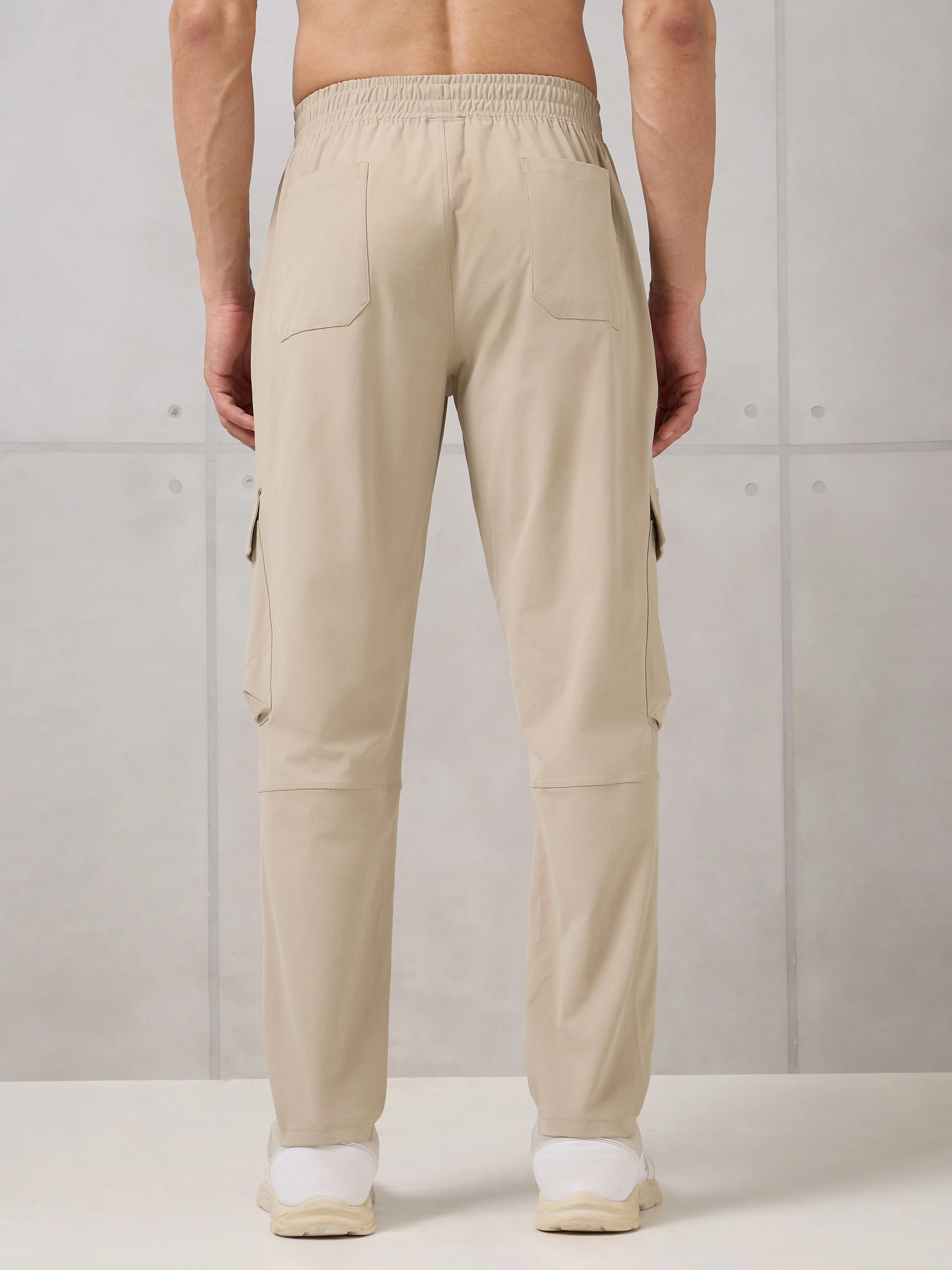 Men Active Out Cargo Trackpants with DURACOOL+ - Image 3