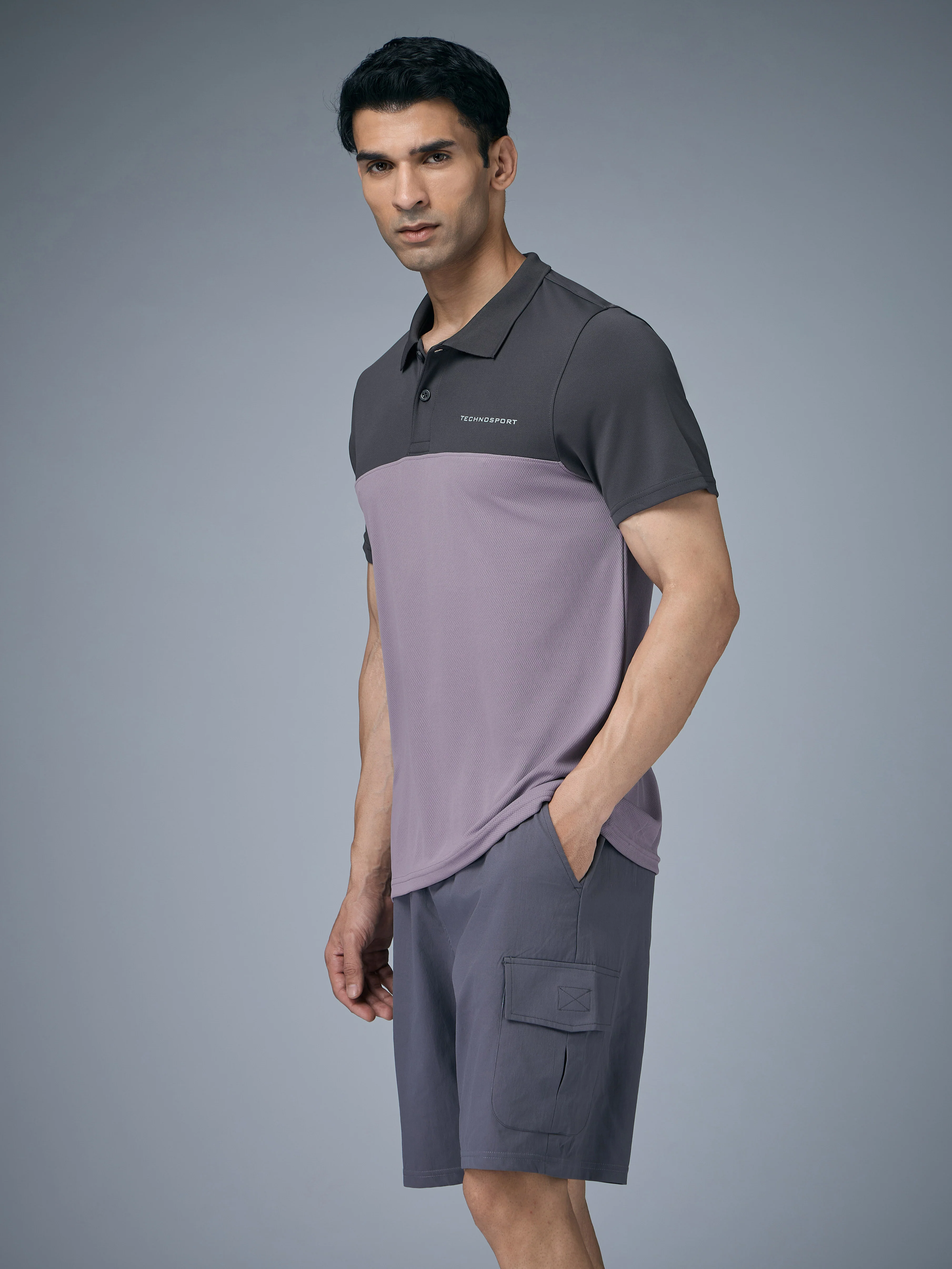 Men Colorblock Relax Fit Polo T-shirt with TECHNO COOL+ - Image 4