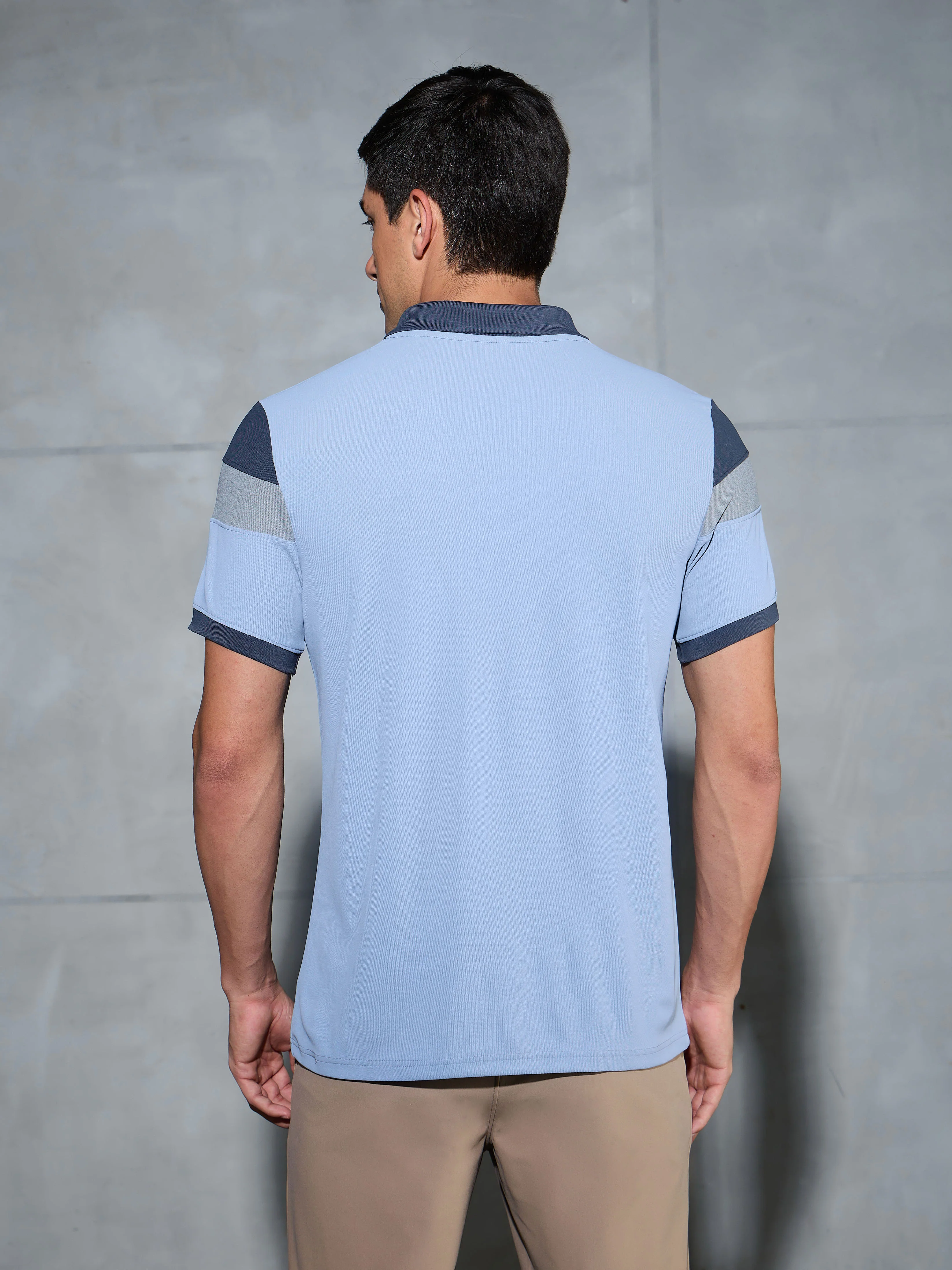 Men Colorblock Slim Fit Polo T-shirt with MATPIQ - Image 3