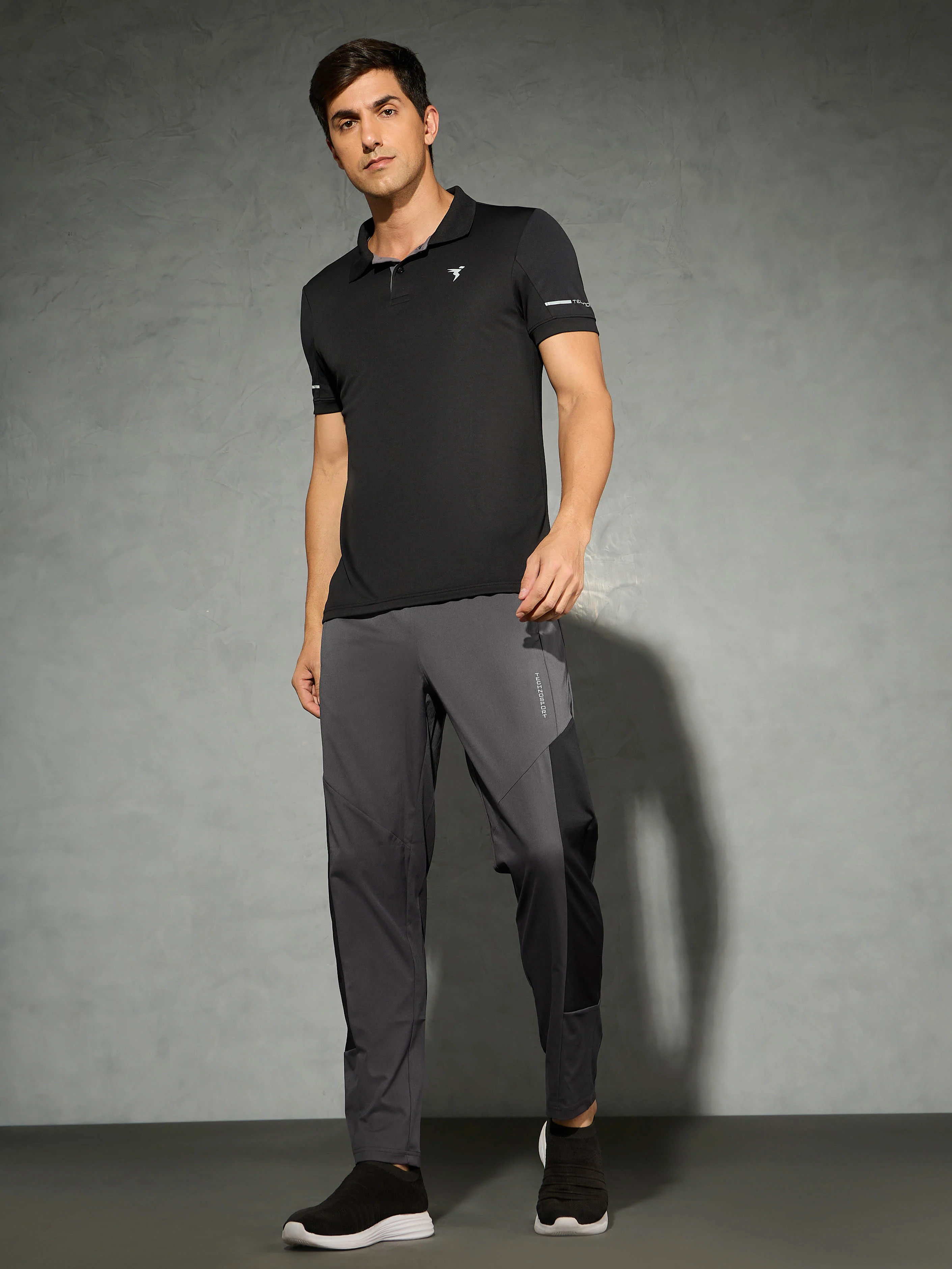 Men Colorblock Slim Fit Trackpants with TS FLEXI - Image 5