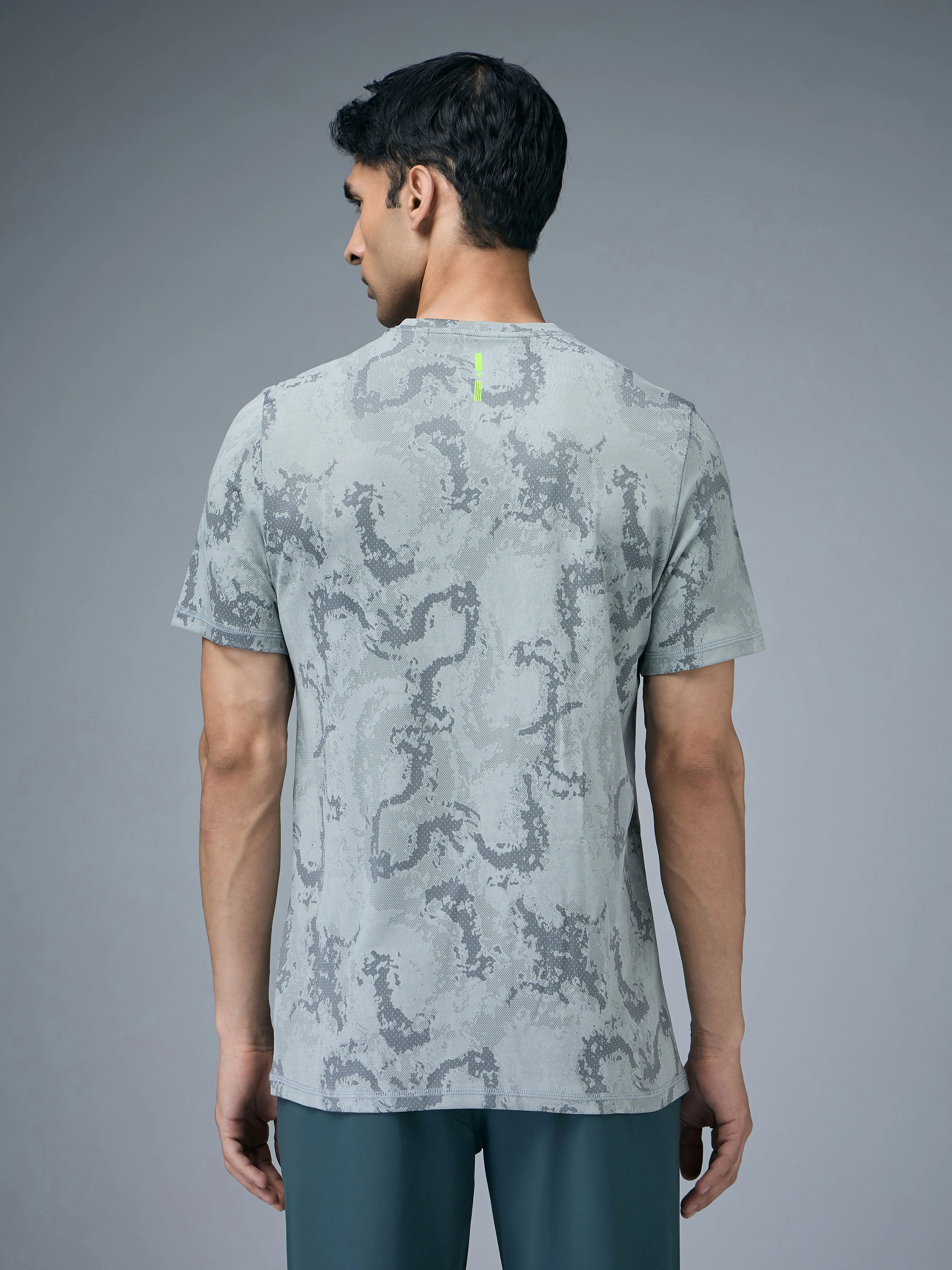 Men Jacquard Slim Fit Crew Neck T-shirt with DOUBLE COOL - Image 3
