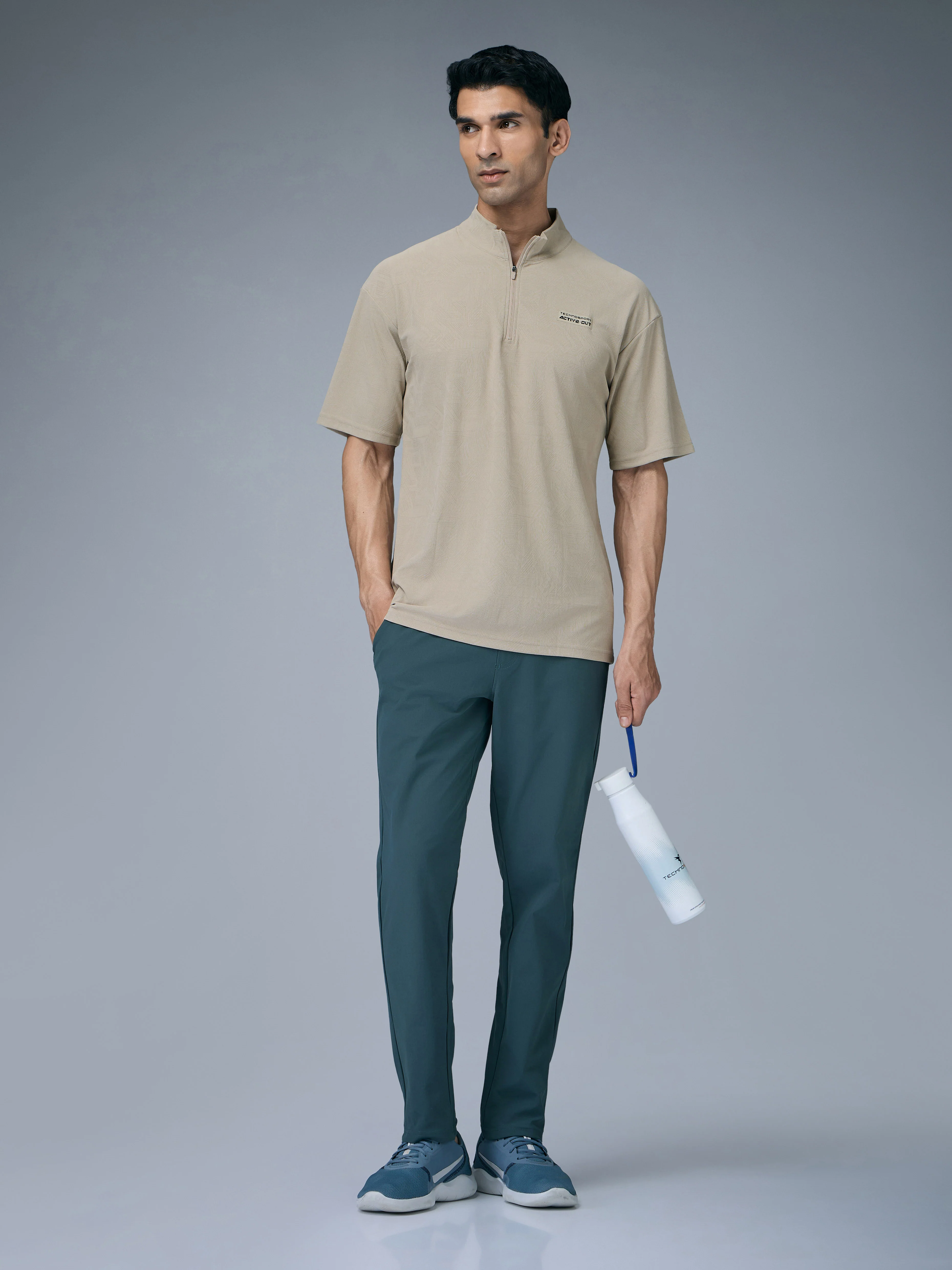 Men Mock Neck Self Design Oversized Active Out T-shirt with MATPIQ - Image 5