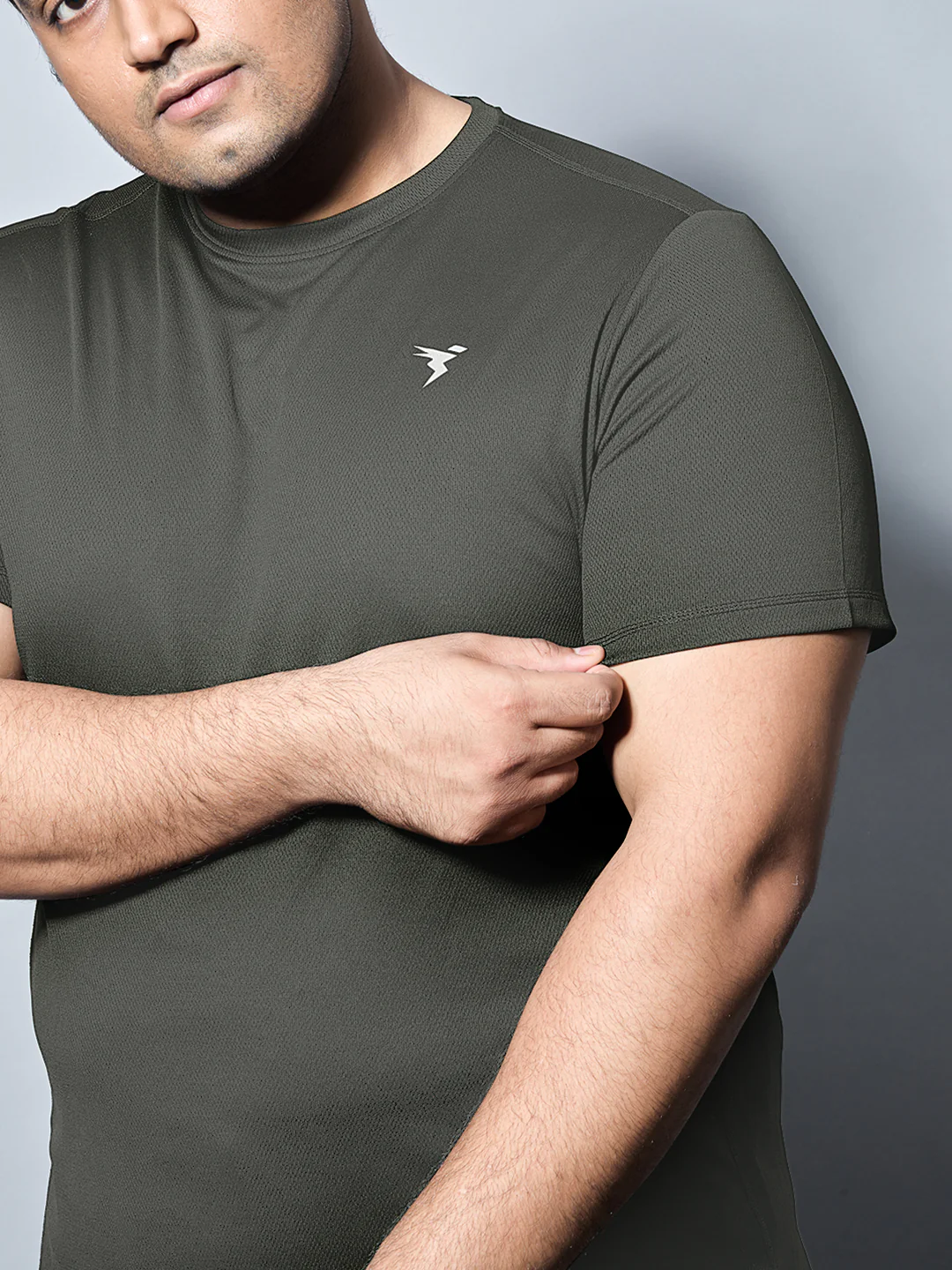 Men Plus Size Solid Active T-shirt with TECHNO COOL+ - Image 4