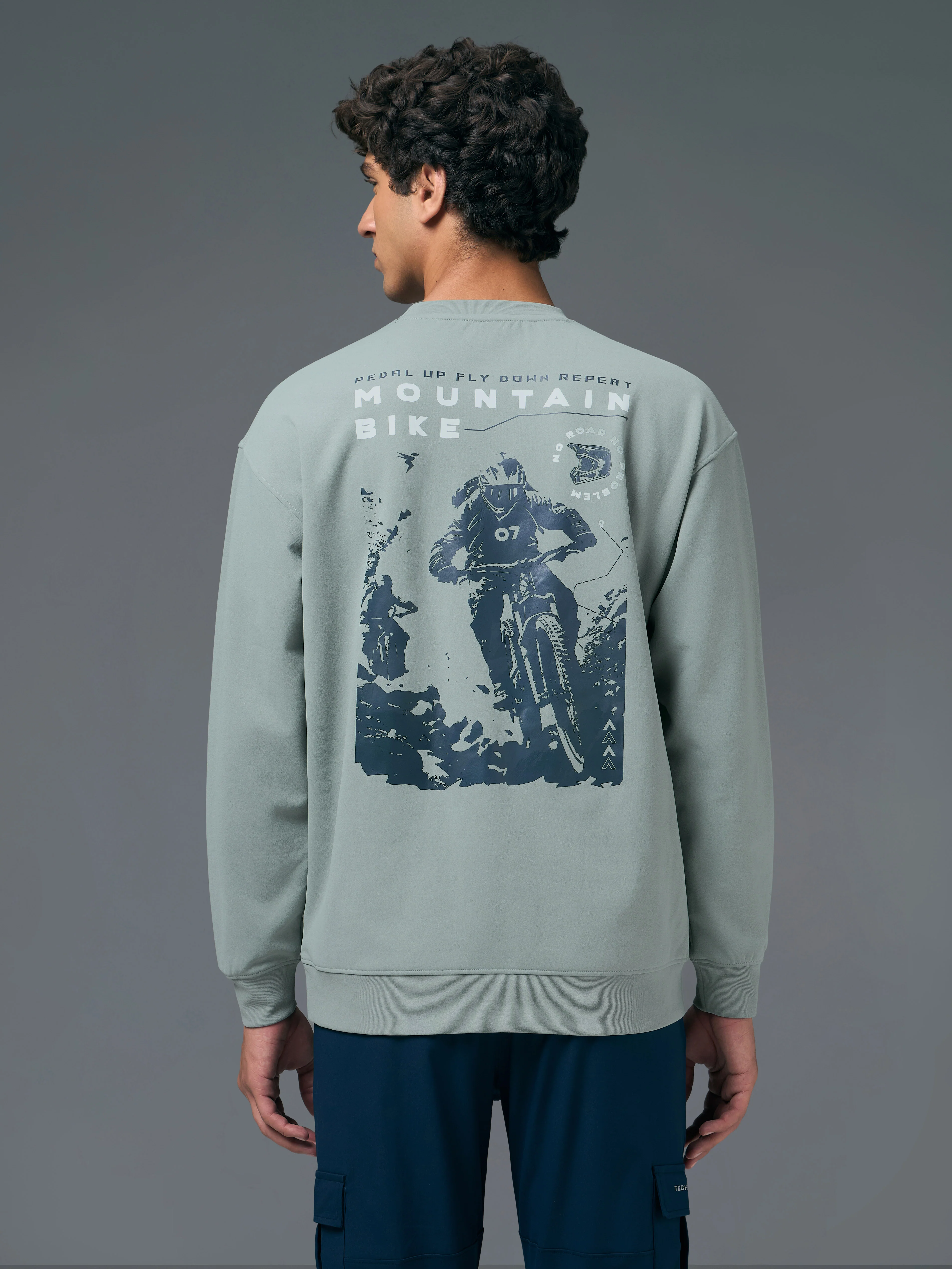 Men Printed Slim Fit Crew Neck Sweatshirt with ELASTO PLUS - Image 3