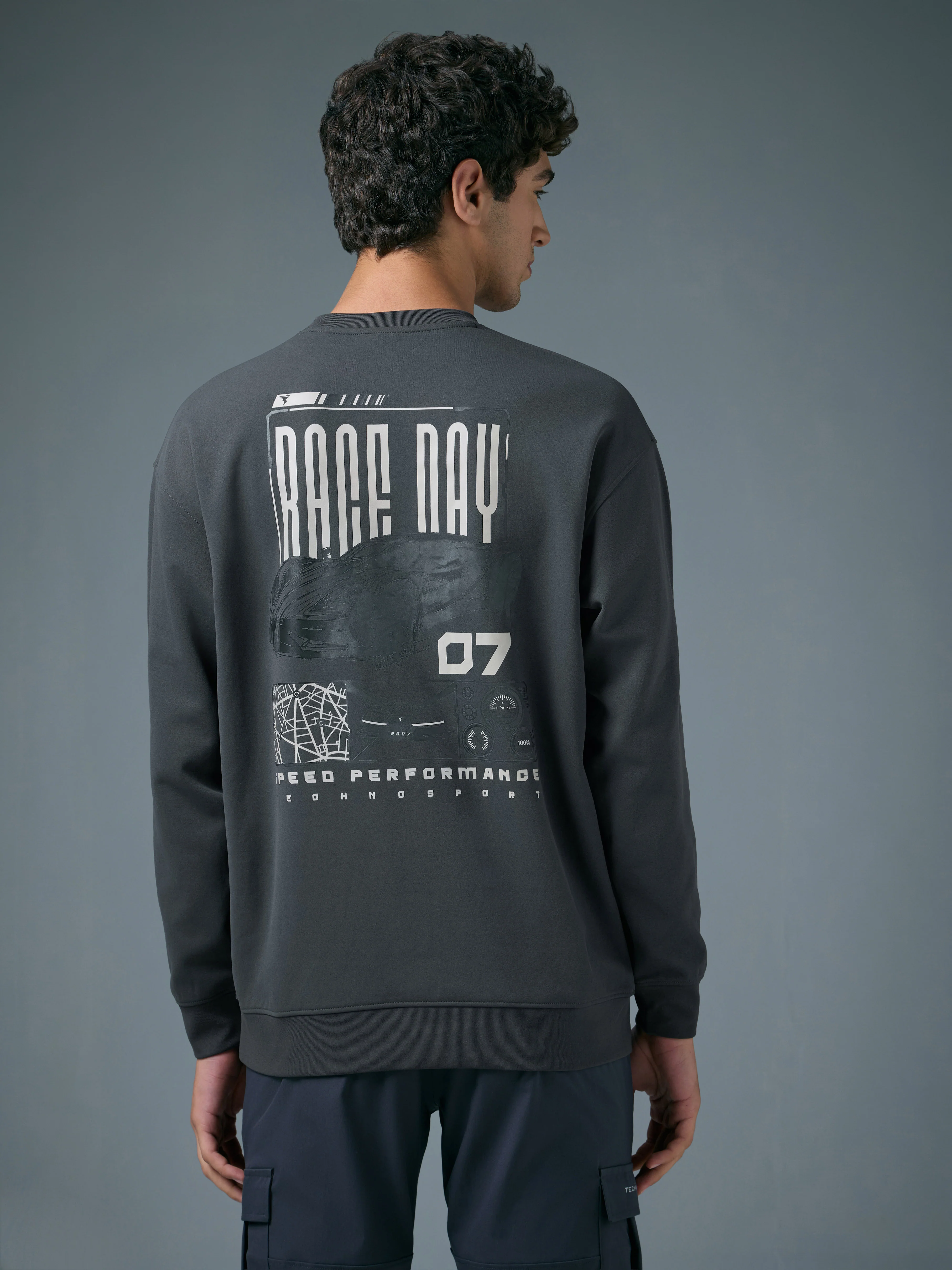 Men Printed Slim Fit Crew Neck Sweatshirt with ELASTO PLUS - Image 4