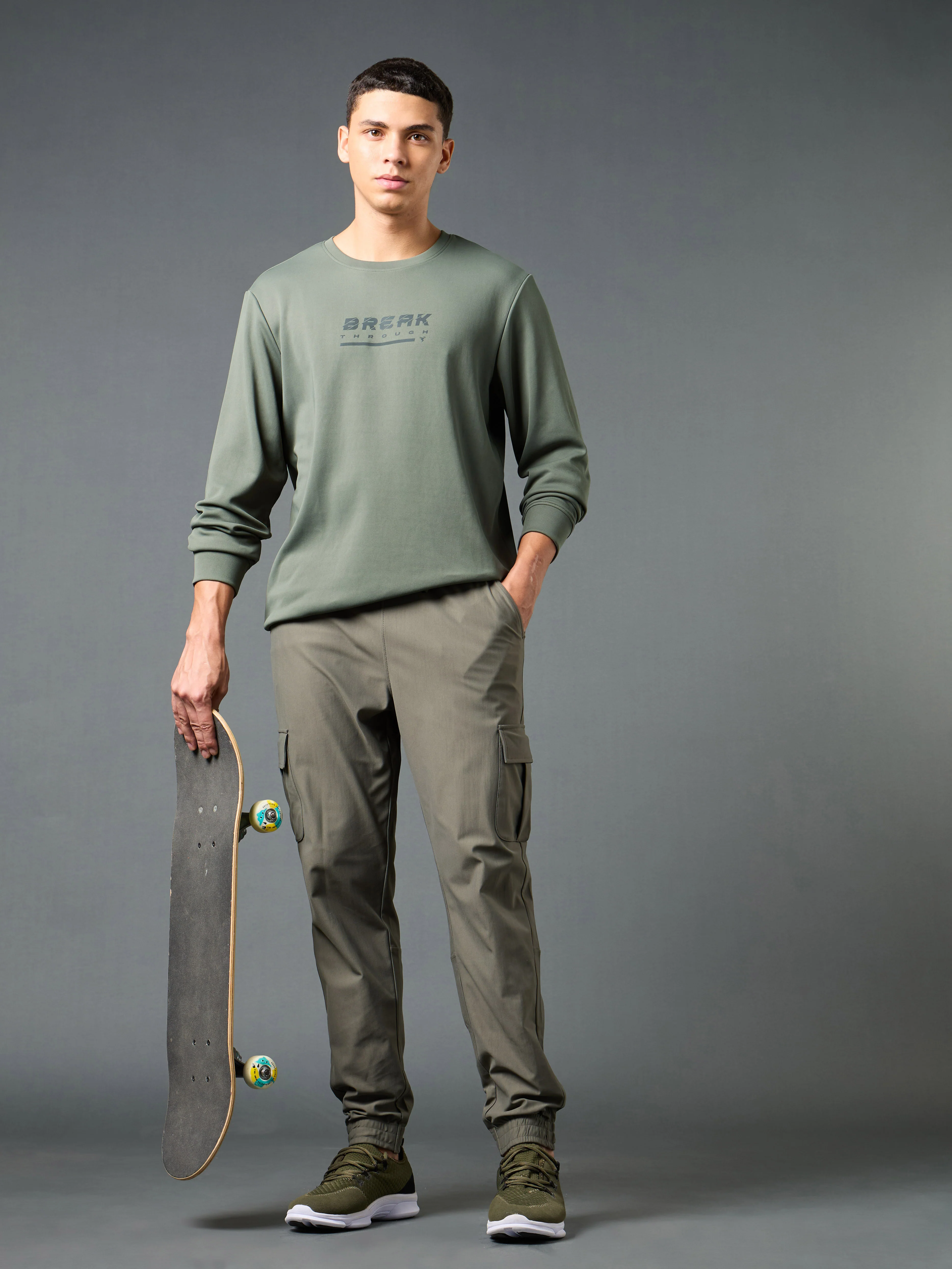 Men Printed Slim Fit Crew Neck Sweatshirt with ELASTO PLUS - Image 4