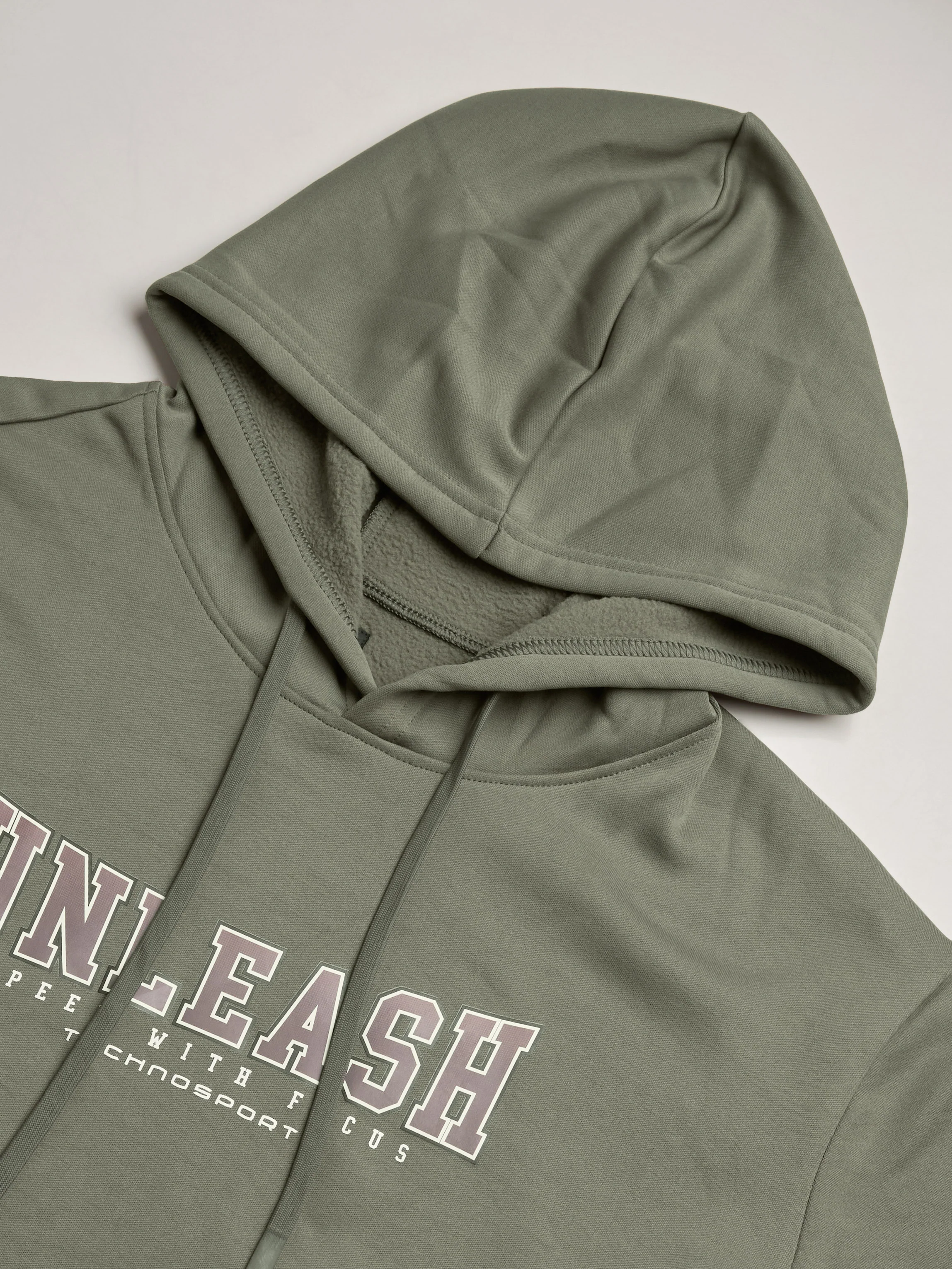 Men Printed Slim Fit Hooded Sweatshirt with TECHNOWARM+ - Image 8