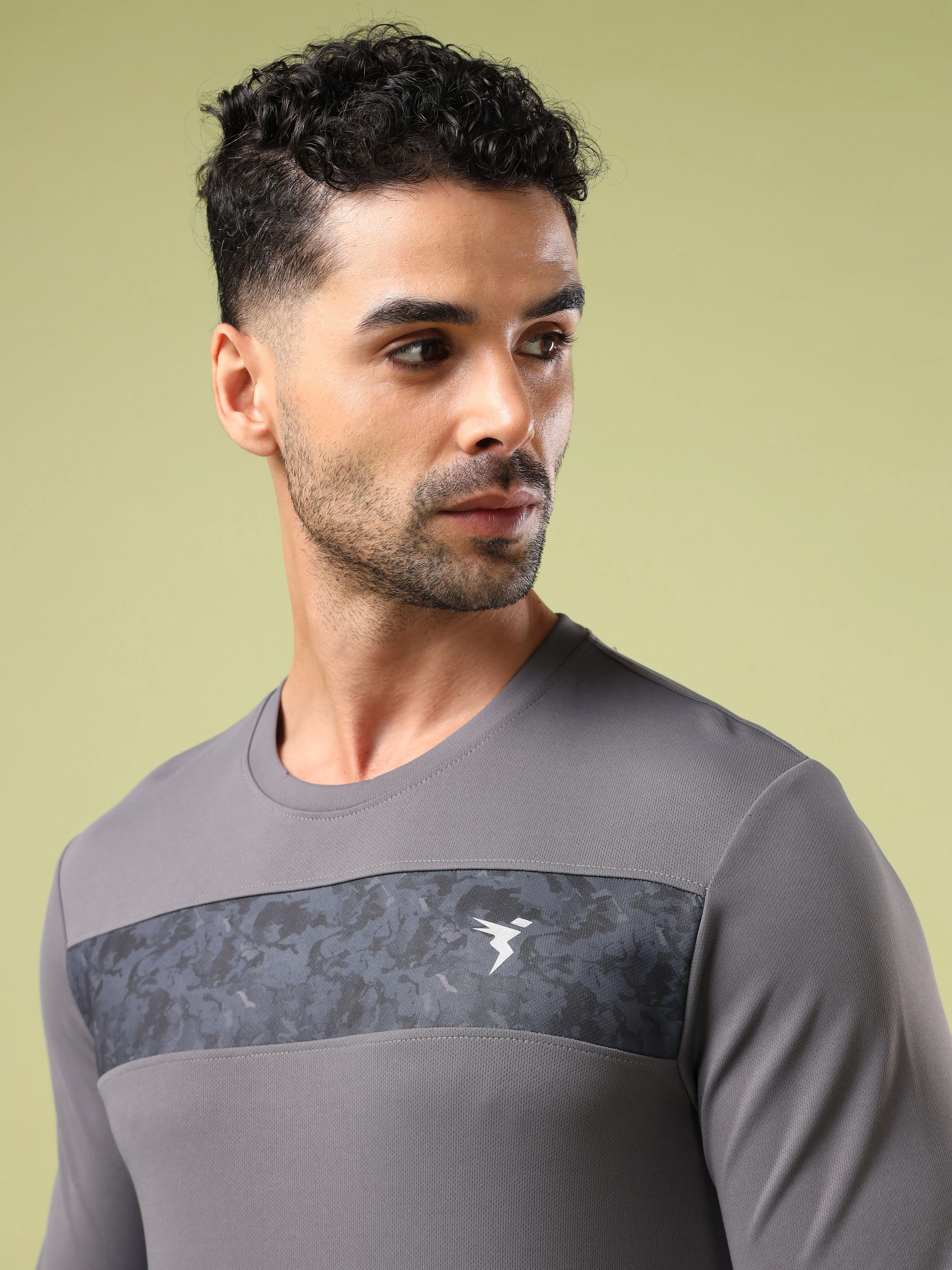 Men Printed Slim Fit Round Neck Sports T-shirt with TECHNO COOL+ - Image 5