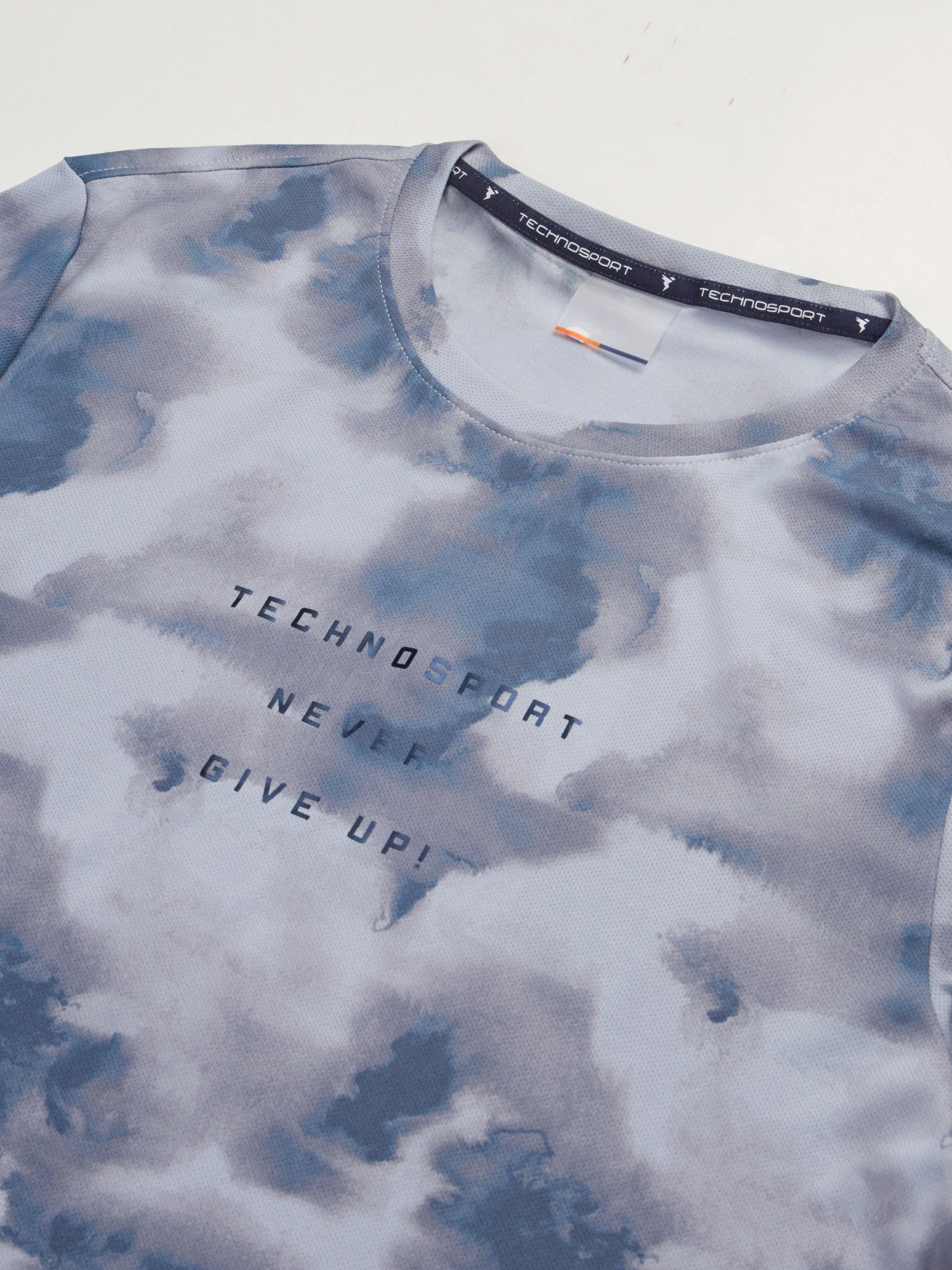 Men Printed Slim Fit Round Neck T-shirt with TECHNOCOOL+ - Image 8