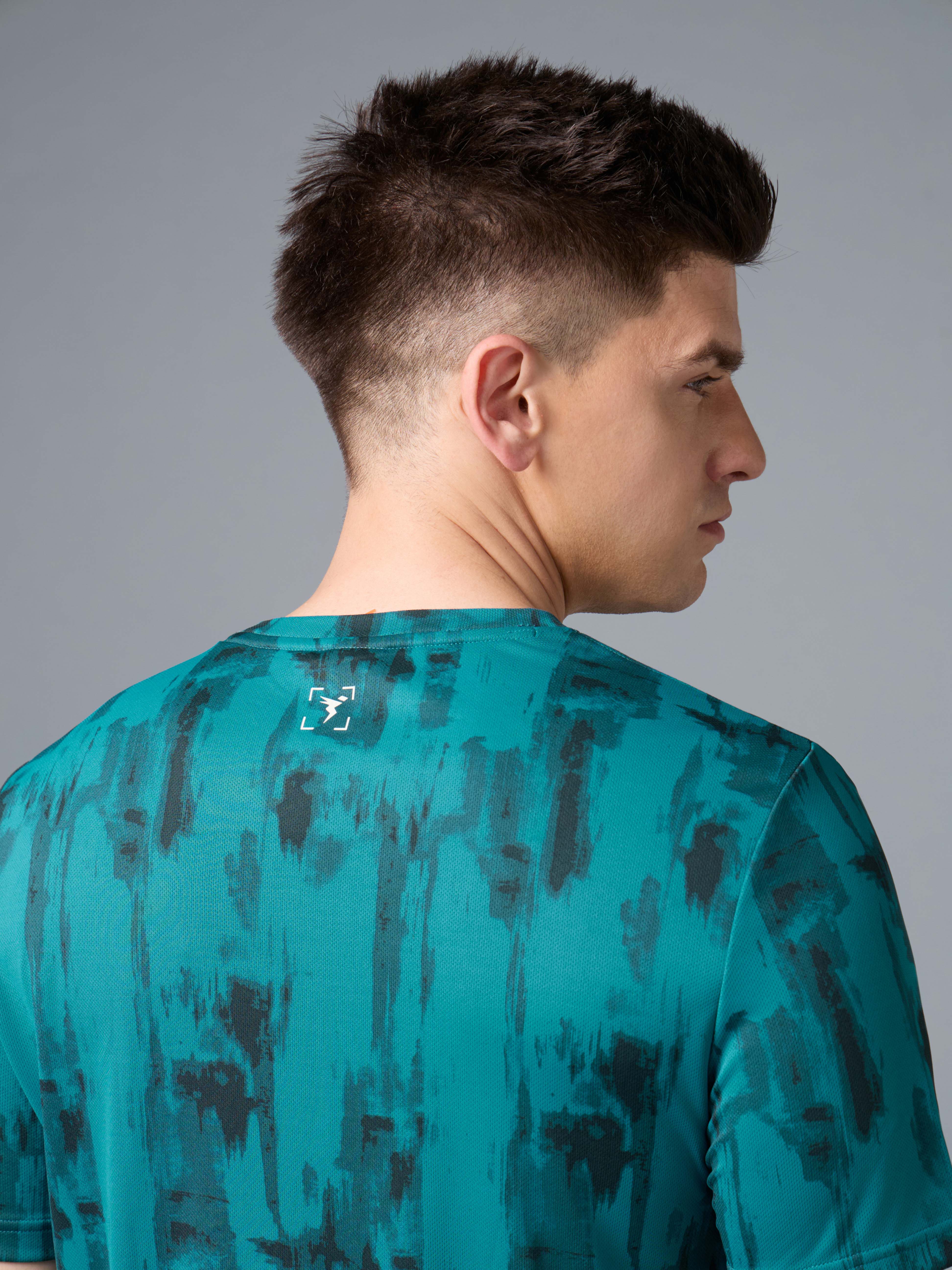 Men Printed Slim Fit Round Neck T-shirt with TECHNOCOOL+ - Image 5