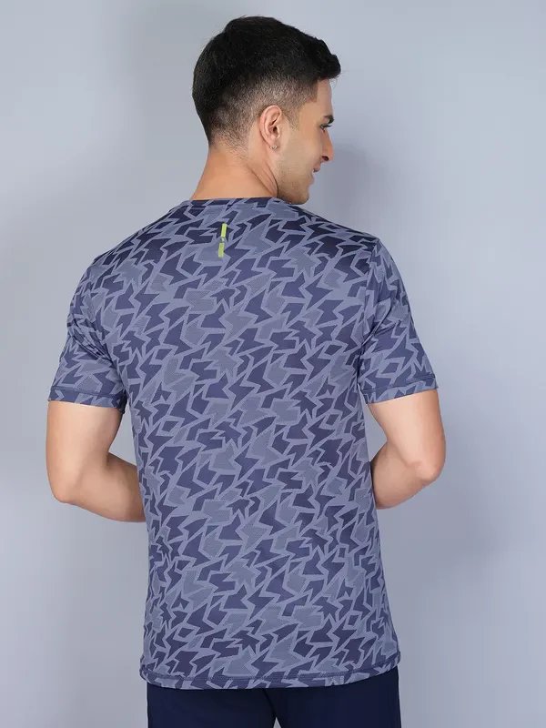Men Jacquard Slim Fit Crew Neck T-shirt with DOUBLE COOL - Image 6