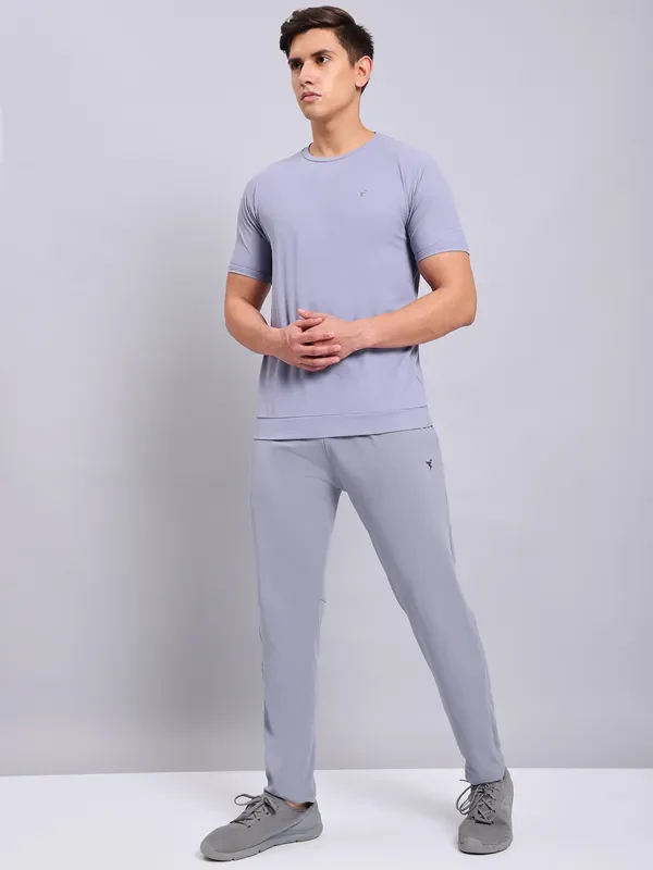 Men Solid Slim Fit Crew Neck T-shirt with MATPIQ - Image 2