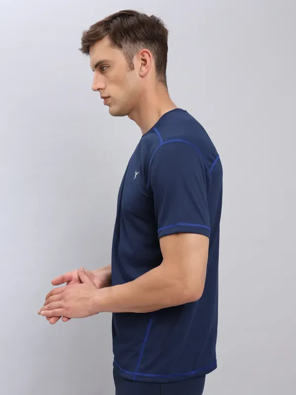 Men Solid Slim Fit Crew Neck T-shirt with TECHNO COOL+ - Image 7
