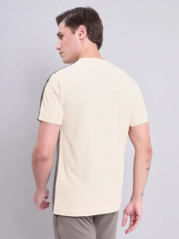 Men Colorblock Slim Fit Crew Neck T-shirt with MATPIQ - Image 6
