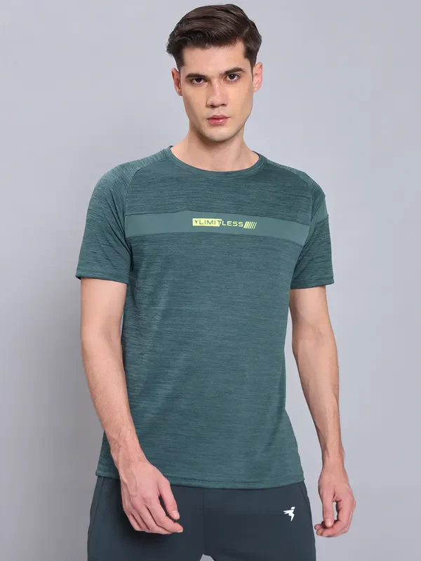 Men Melange Slim Fit Crew Neck T-shirt with TECHNO COOL+