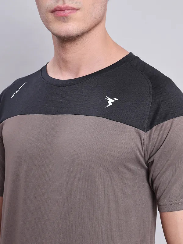 Men Colorblock Slim Fit Crew Neck T-shirt with TECHNO COOL+ - Image 5