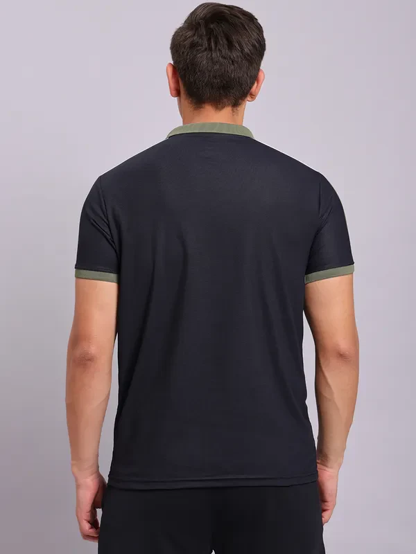 Men Colorblock Slim Fit Polo T-shirt with MATPIQ - Image 3