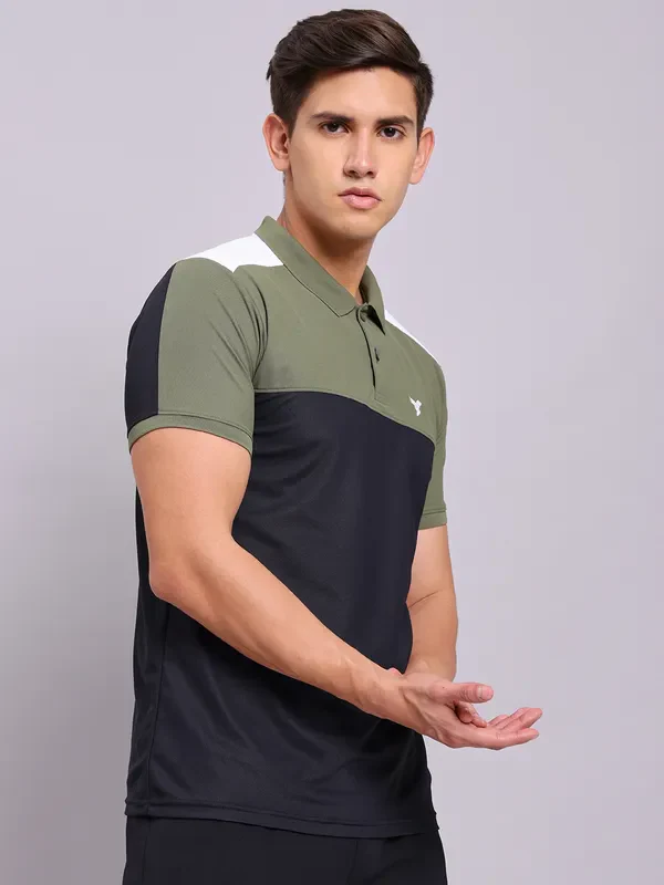 Men Colorblock Slim Fit Polo T-shirt with MATPIQ - Image 5
