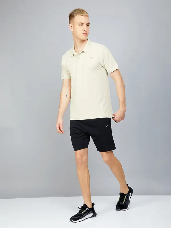Men Solid Slim Fit Polo T-shirt with MATPIQ - Image 4