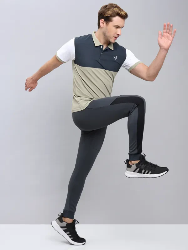 Men Colorblock Slim Fit Polo T-shirt with MATPIQ - Image 2