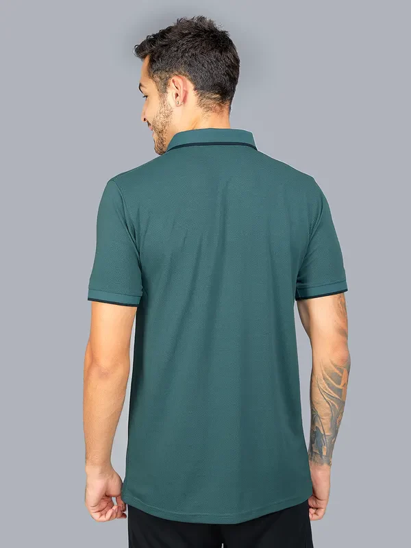 Men Solid Slim Fit Polo T-shirt with TECHNO COOL+ - Image 3