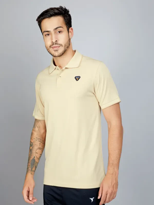 Men Solid Slim Fit Polo T-shirt with TECHNO COOL+ - Image 3