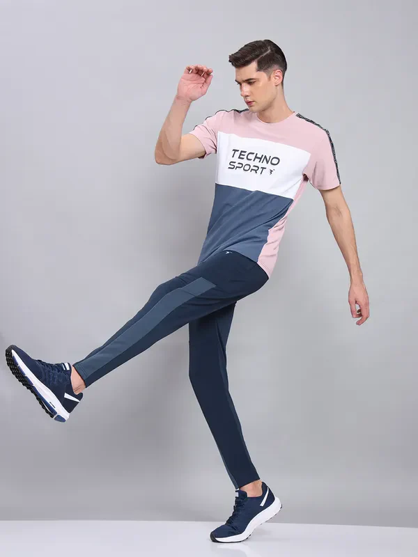 Men Colorblock Slim Fit Trackpants with TECHNO DRY - Image 2