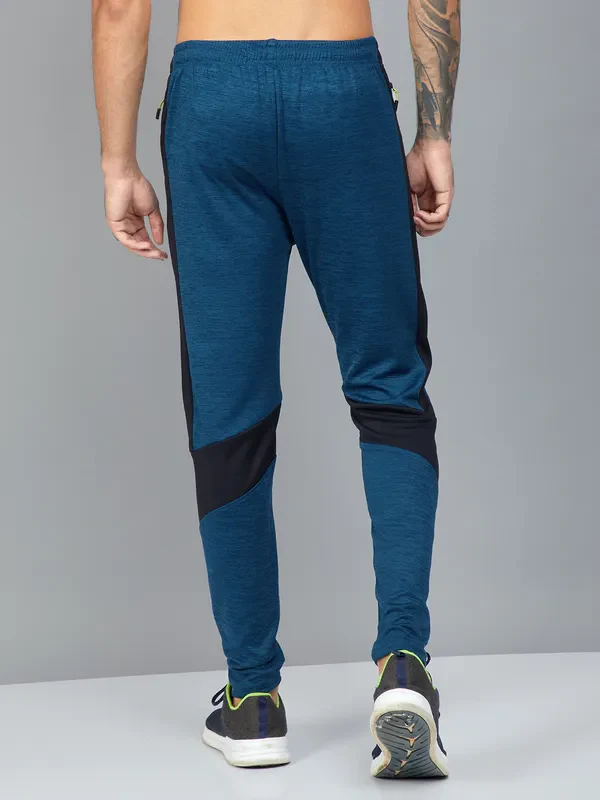 Men Colorblock Slim Fit Trackpants with TECHNO DRY - Image 5
