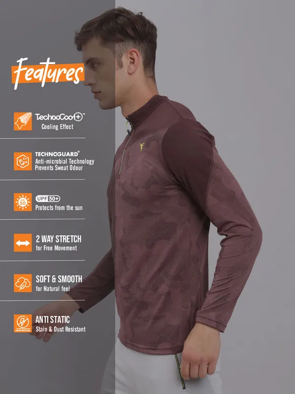 Men Jacquard Slim Fit Mock Neck T-shirt with TECHNO COOL+ - Image 4