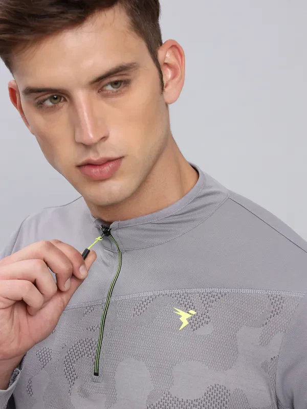 Men Jacquard Slim Fit Mock Neck T-shirt with TECHNO COOL+ - Image 2