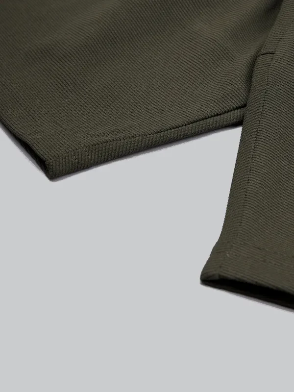 Men Solid Slim Fit Shorts with MATPIQ - Image 9