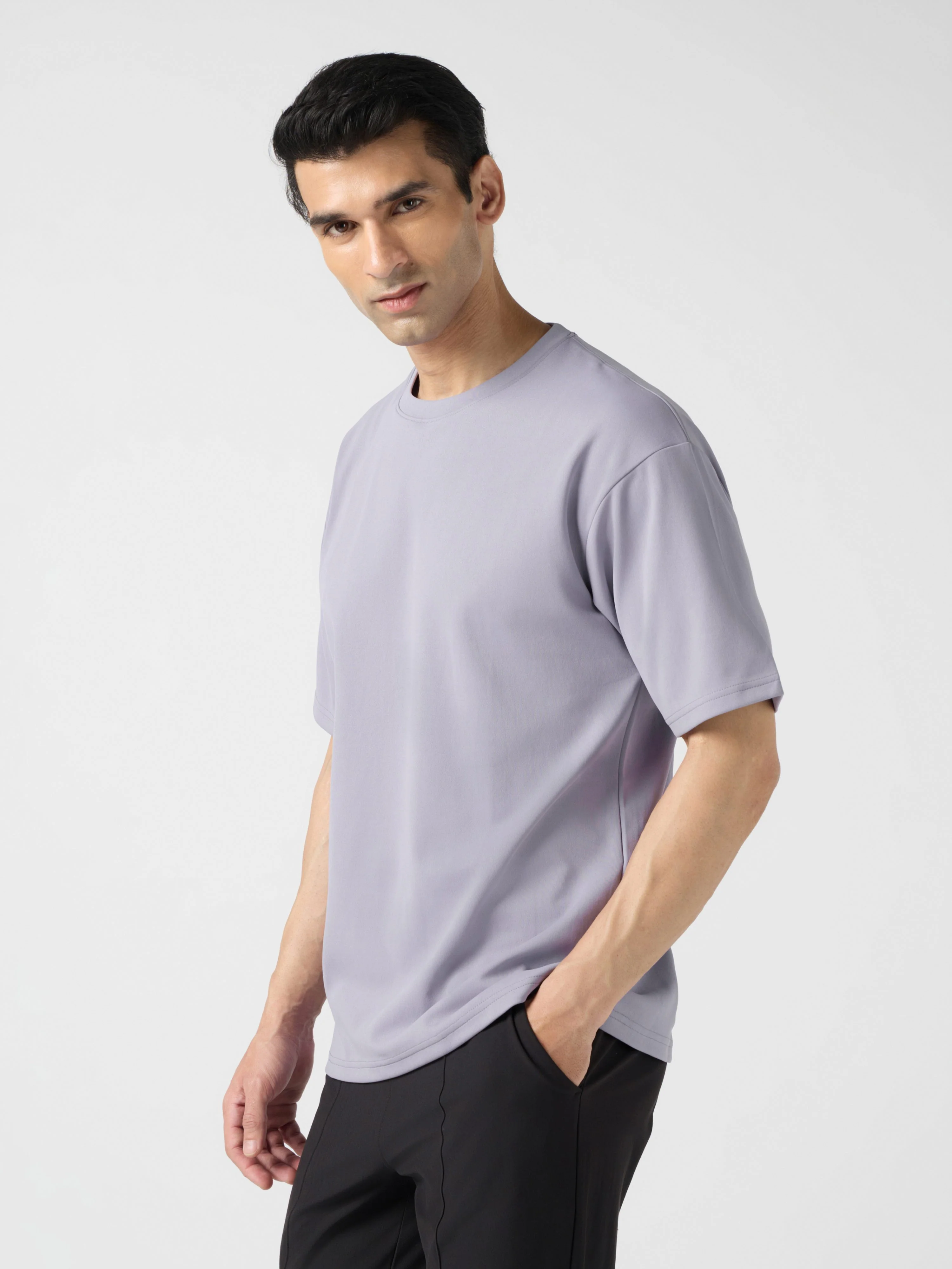 Men Solid Oversized Crew Neck T-shirt with ELASTO PLUS - Image 4