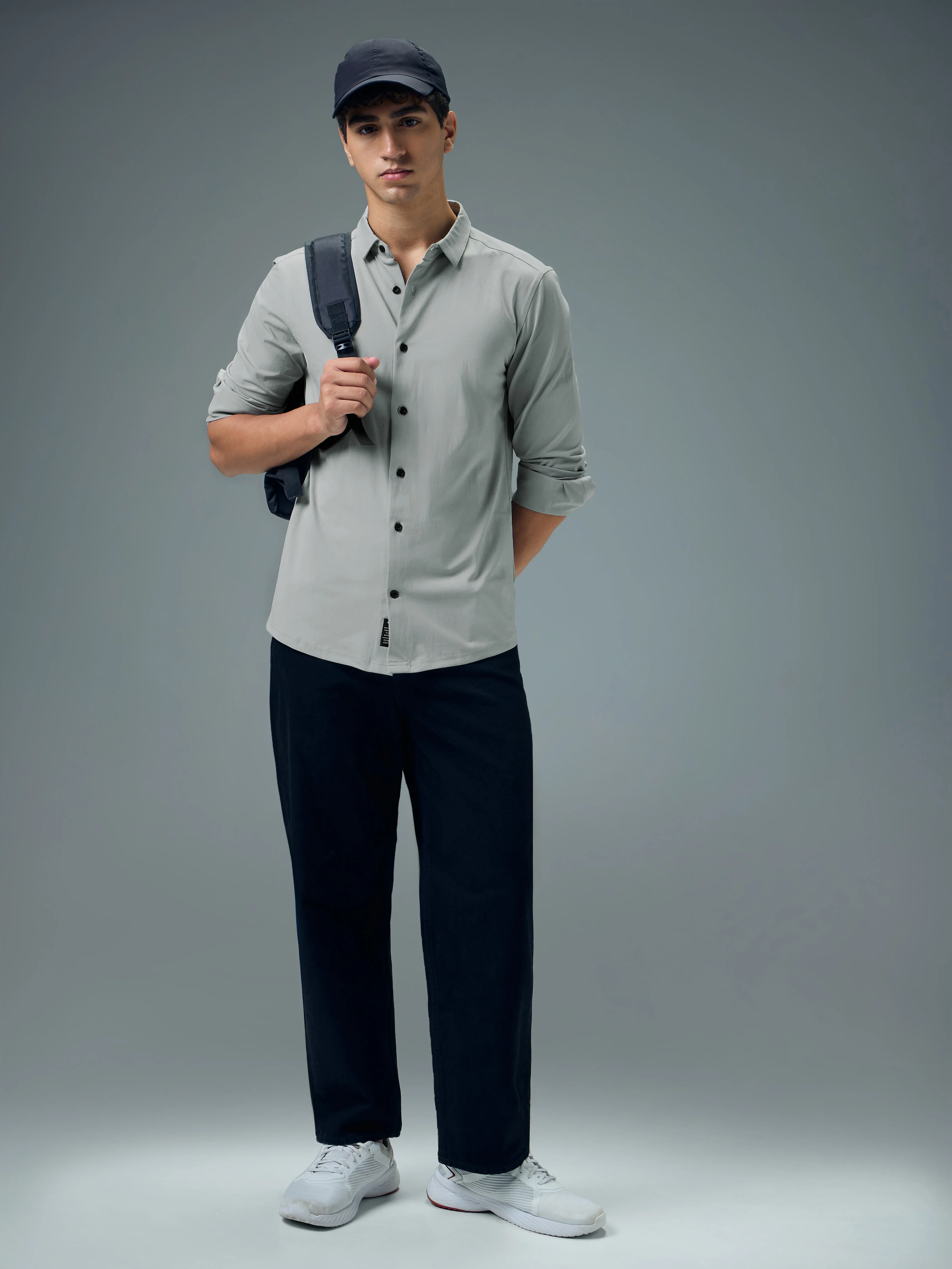 Men Solid Regular Fit Spread Collar Casual Shirt with COTFLEX - Image 5