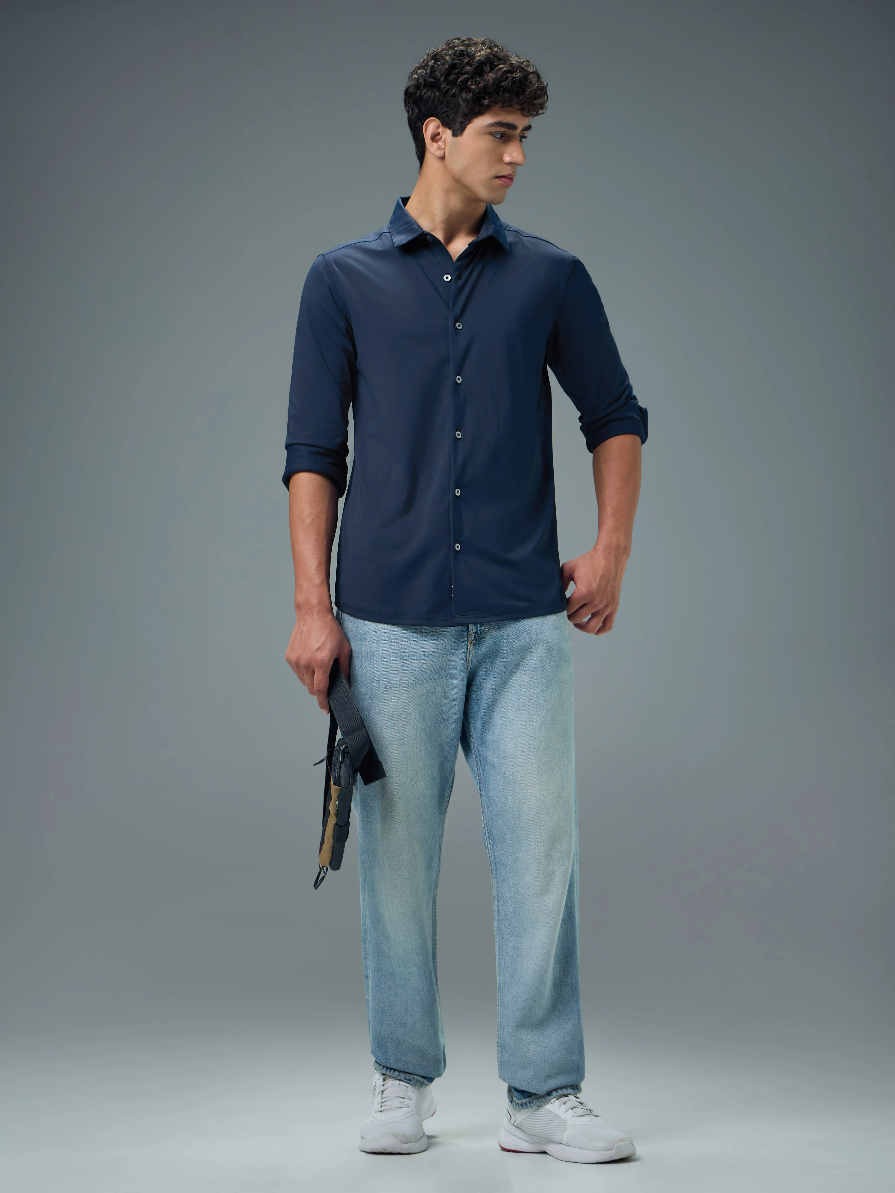 Men Solid Regular Fit Spread Collar Casual Shirt with COTFLEX