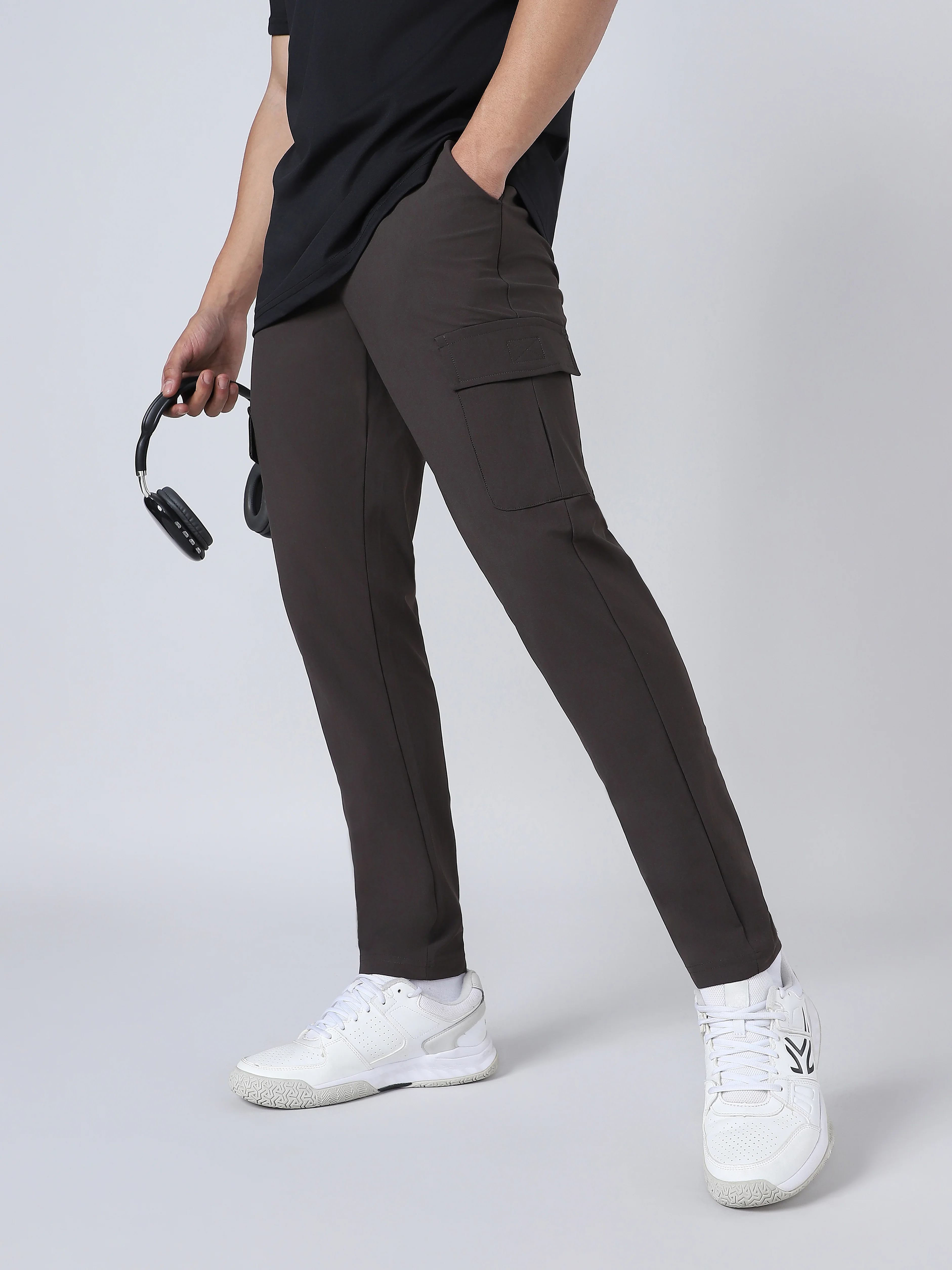 Men Solid Relax Fit Cargo Trackpants with DURACOOL+ - Image 4