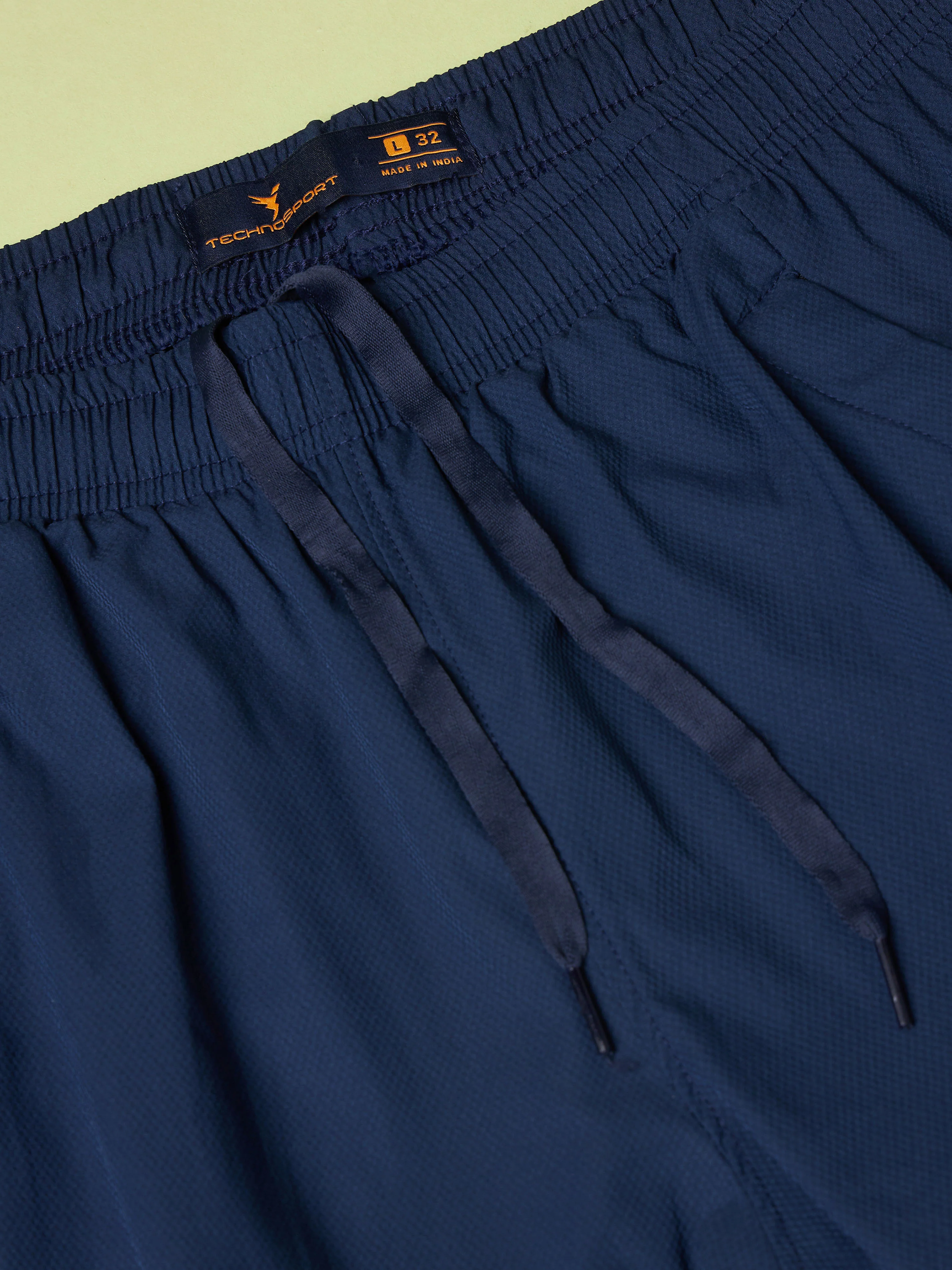 Men Solid Relax Fit Joggers with TECHNOLITE - Image 7