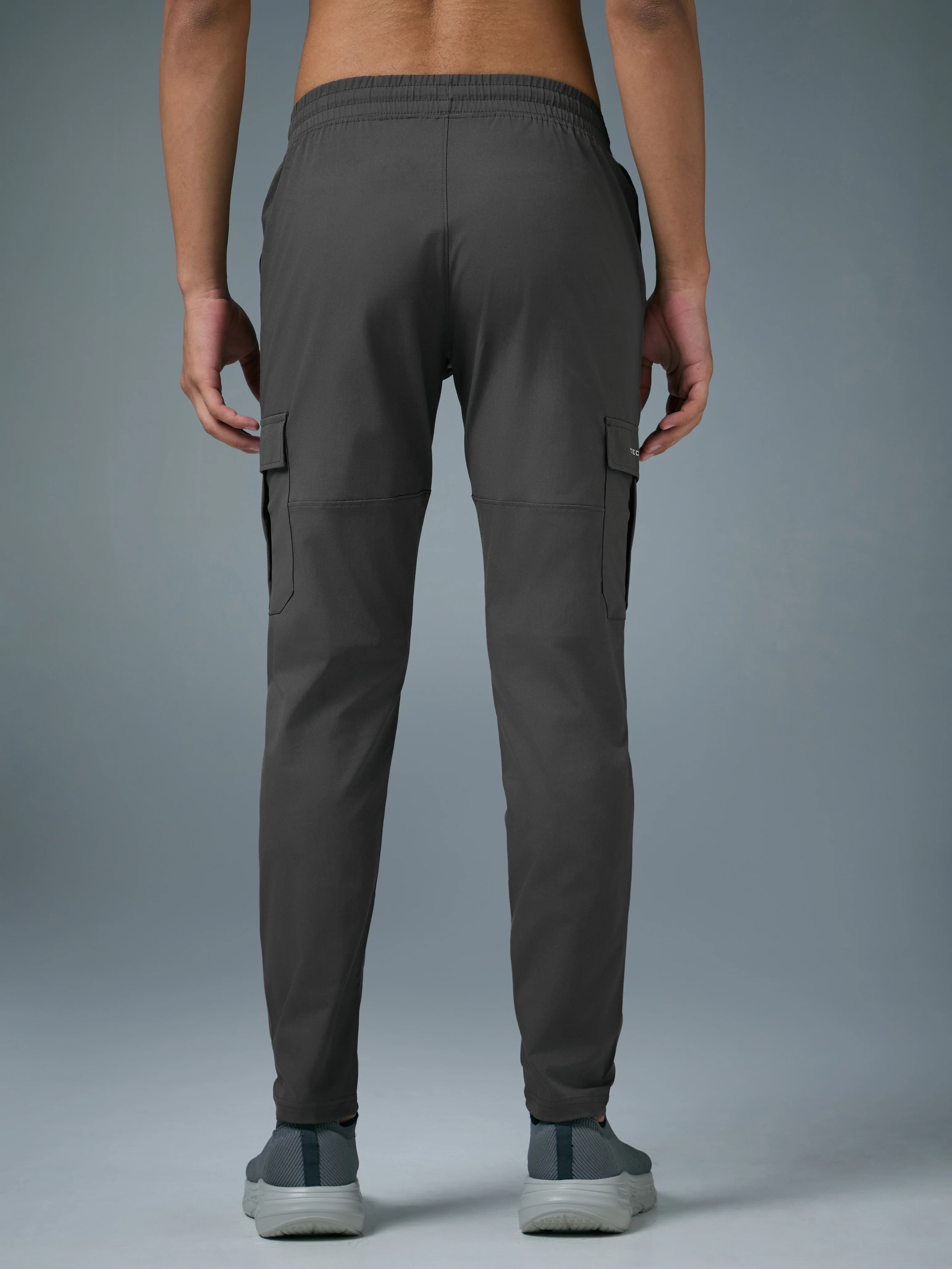 Men Solid Relax Fit Sports Cargo Trackpants with TS FLEXI - Image 3