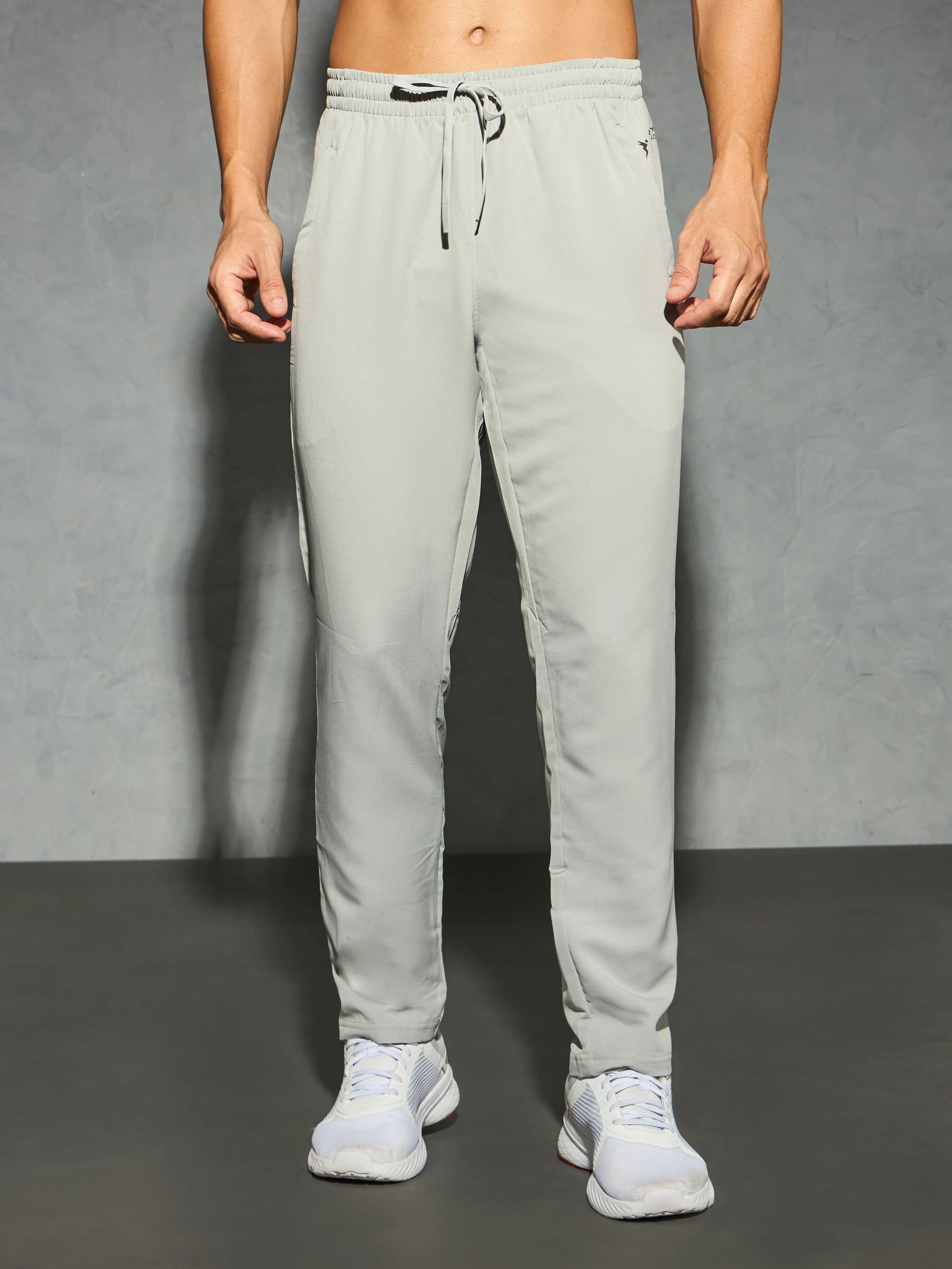 Men Solid Relax Fit Sports Trackpants with TECHNO LITE