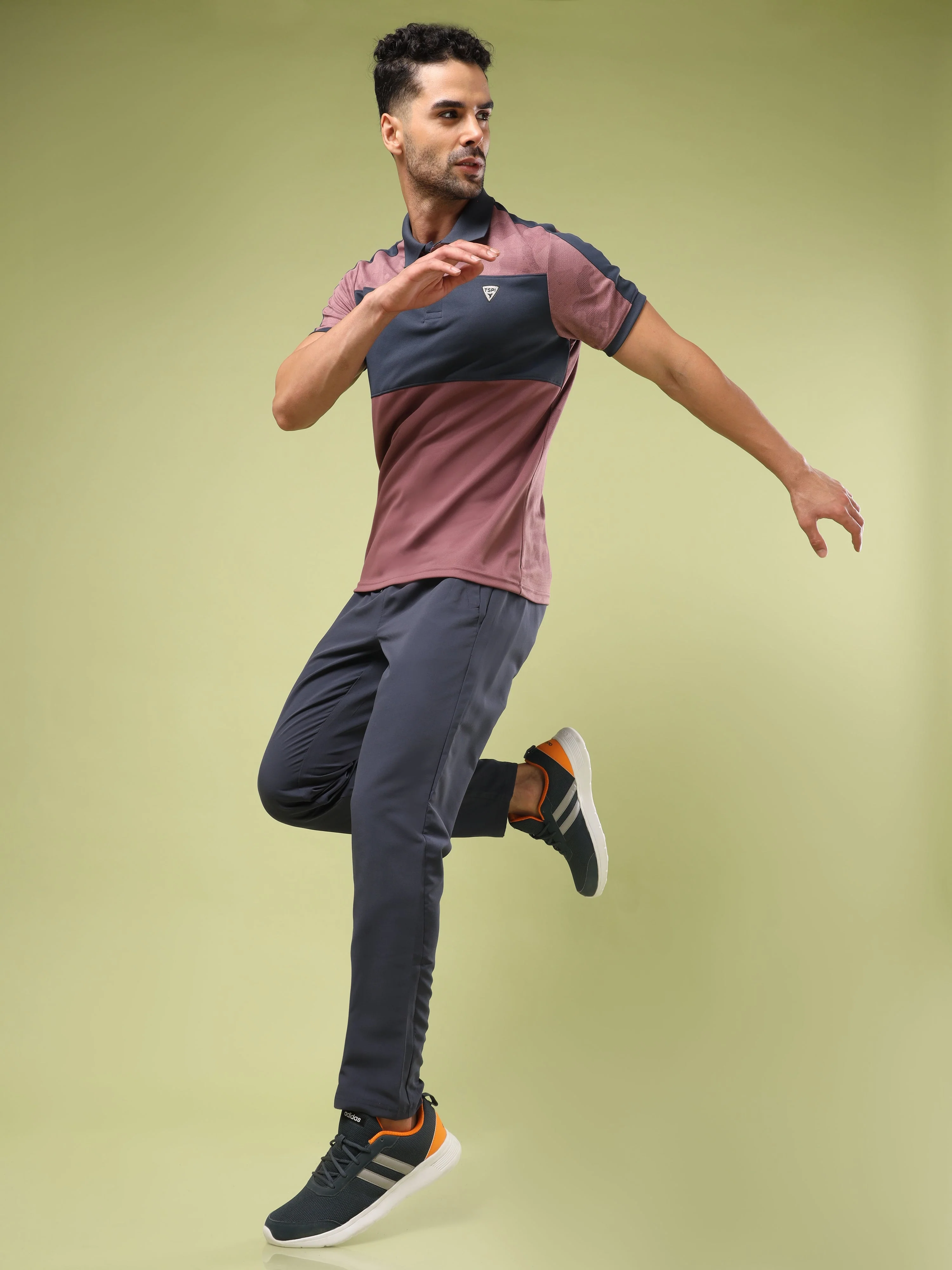 Men Solid Relax Fit Sports Trackpants with TECHNO LITE - Image 5