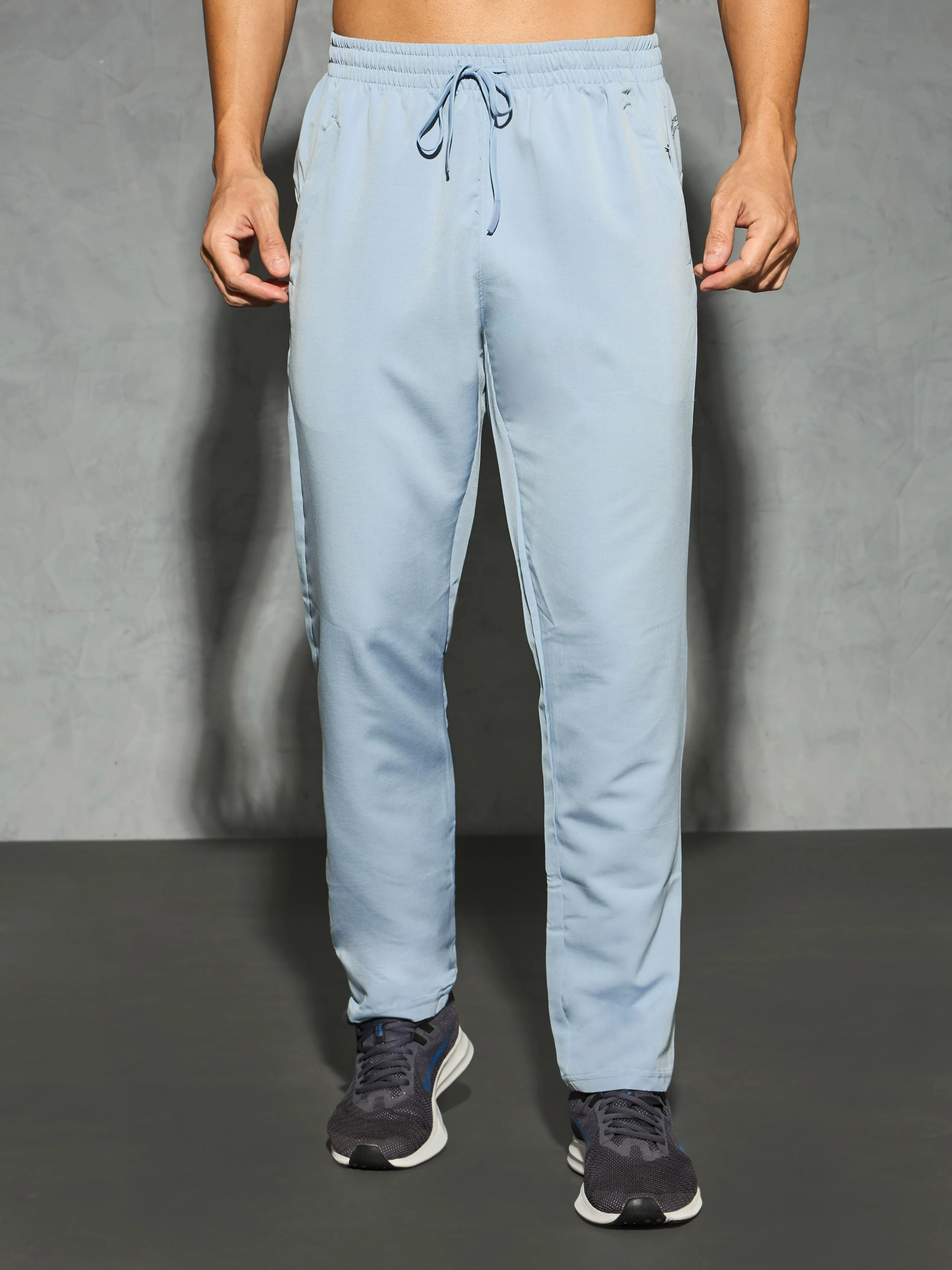 Men Solid Relax Fit Sports Trackpants with TECHNO LITE - Image 2