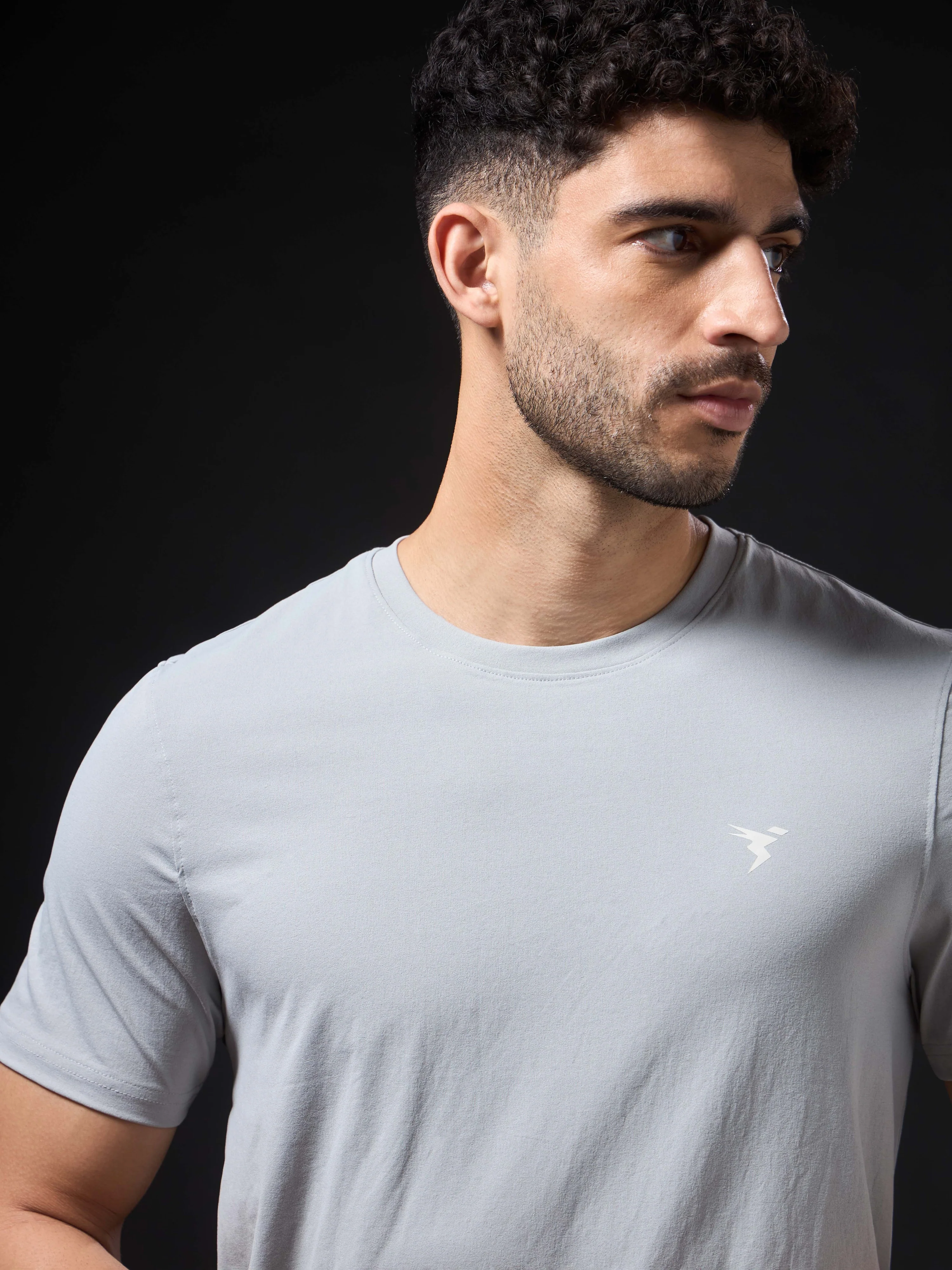 Men Solid Slim Fit Crew Neck T-shirt with COTFLEX - Image 4