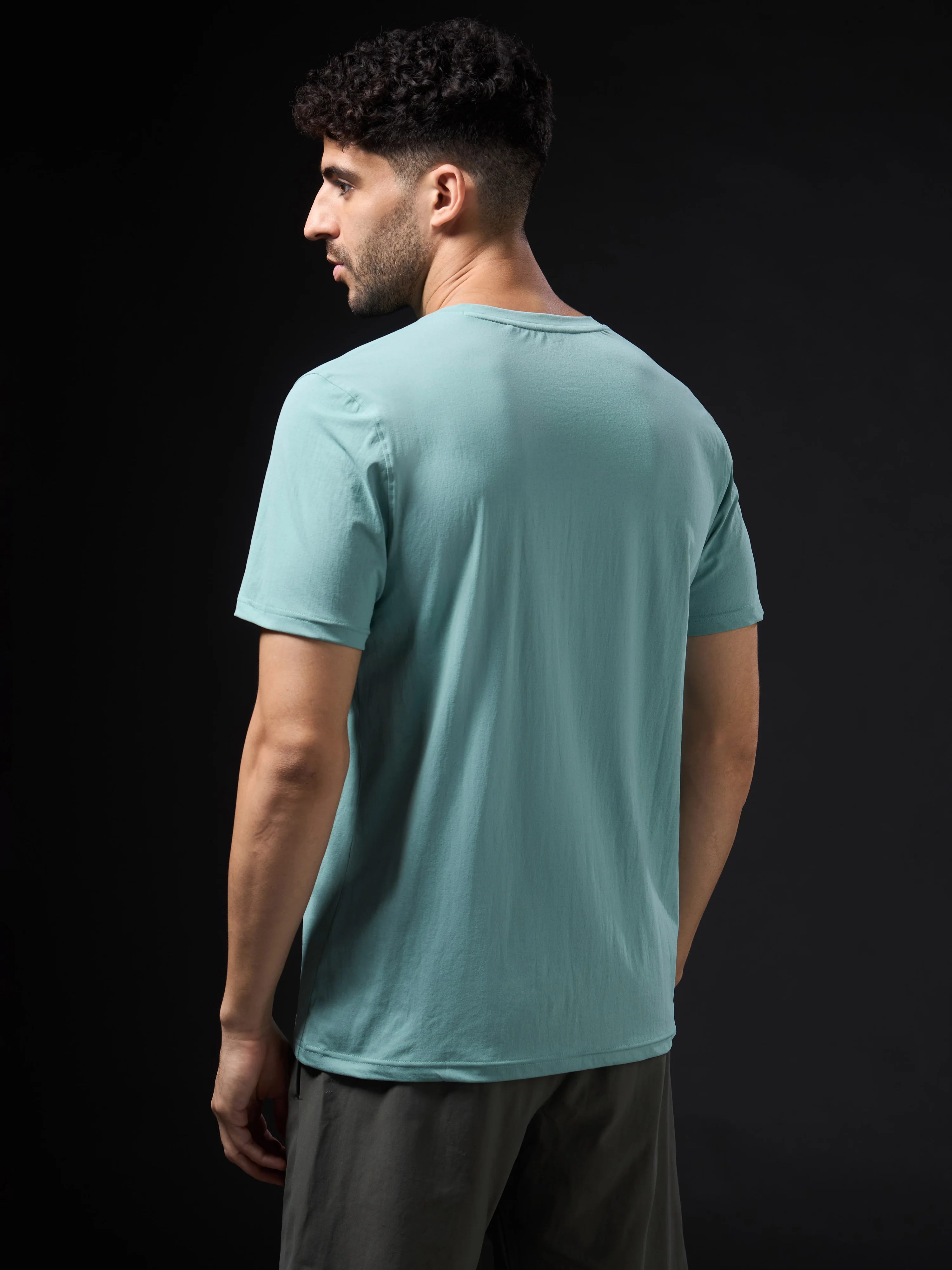 Men Solid Slim Fit Crew Neck T-shirt with COTFLEX - Image 3