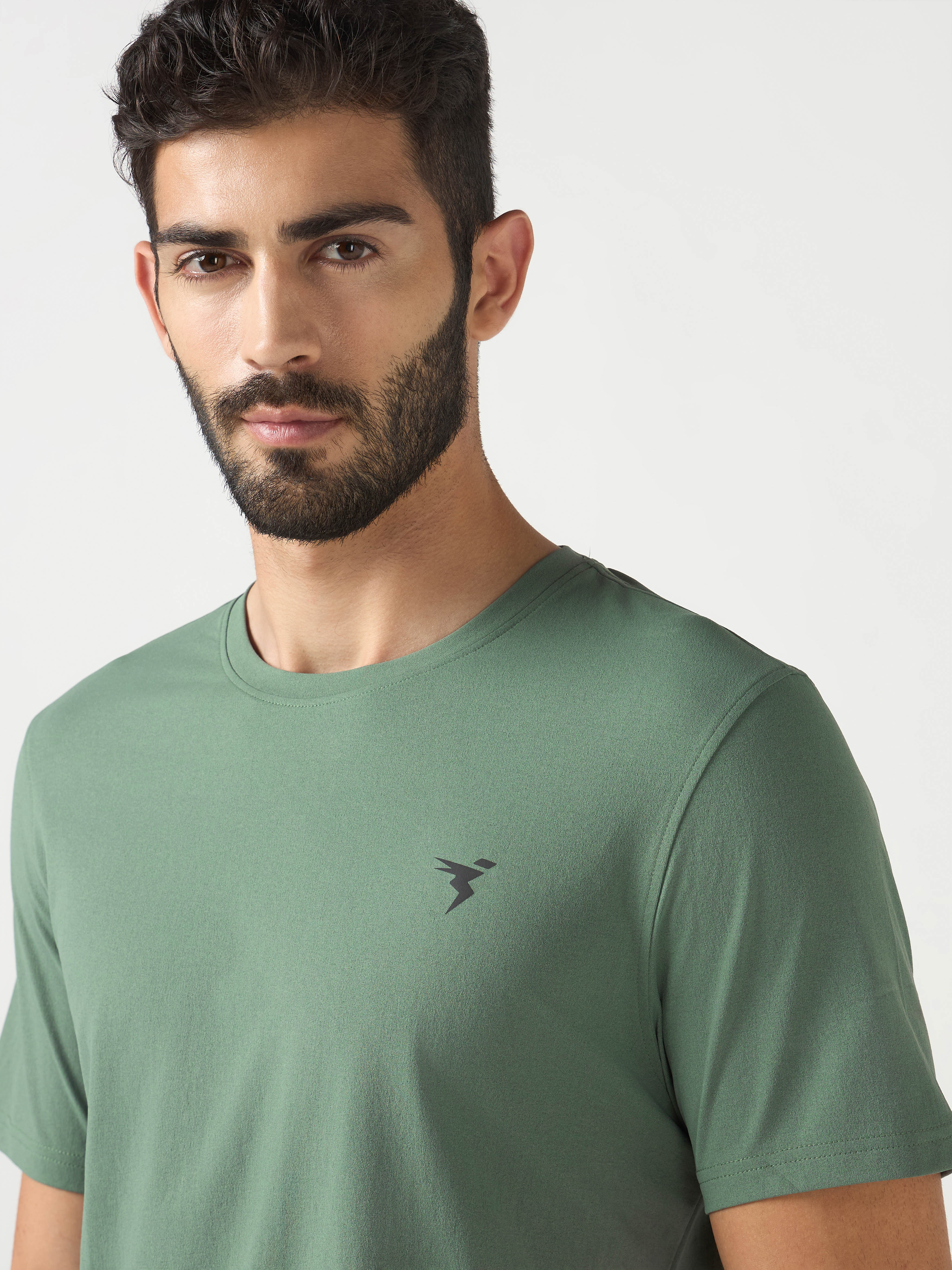 Men Solid Slim Fit Crew Neck T-shirt with COTFLEX - Image 6