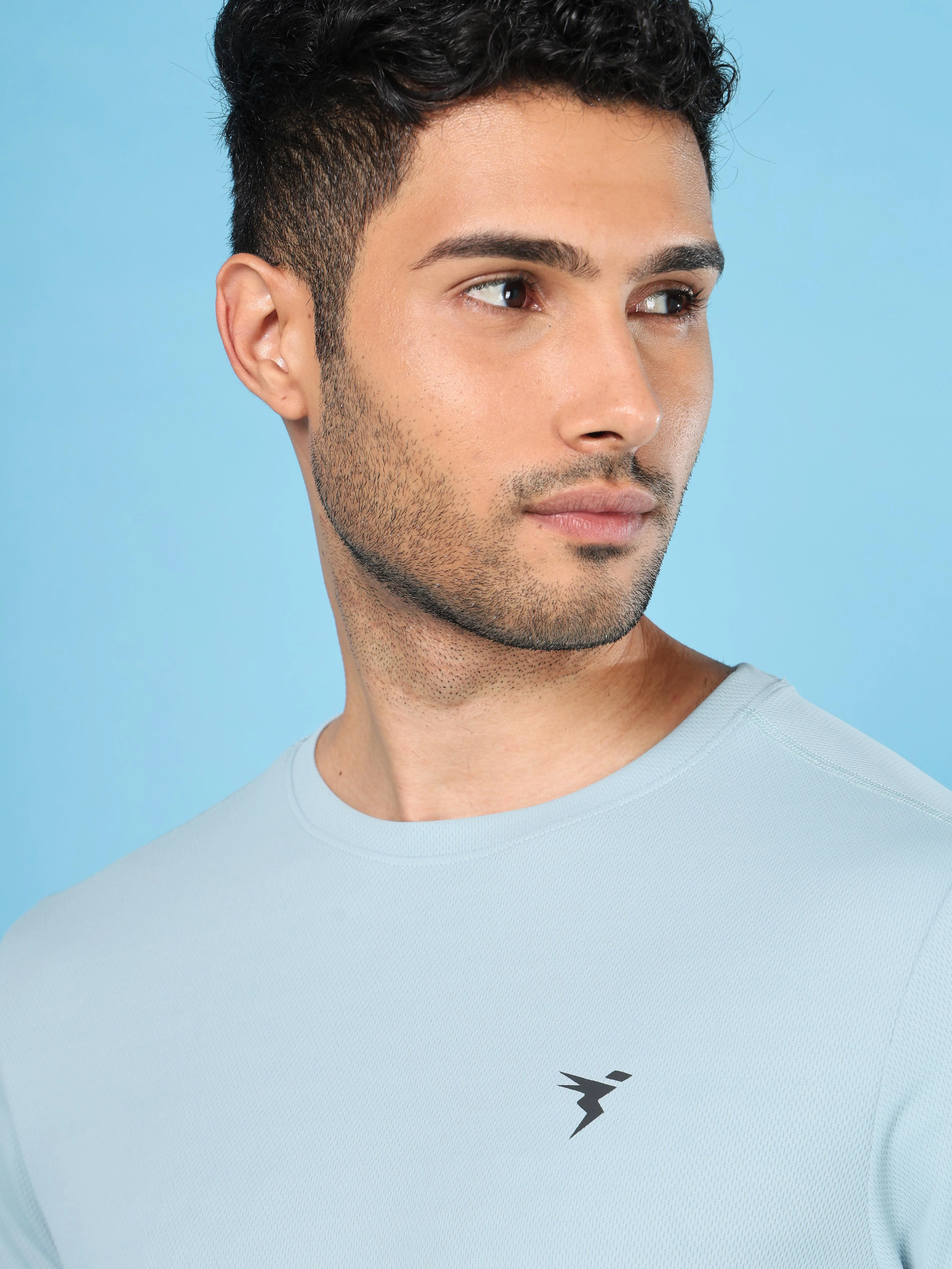 Men Solid Slim Fit Crew Neck T-shirt with TECHNO COOL+ - Image 6
